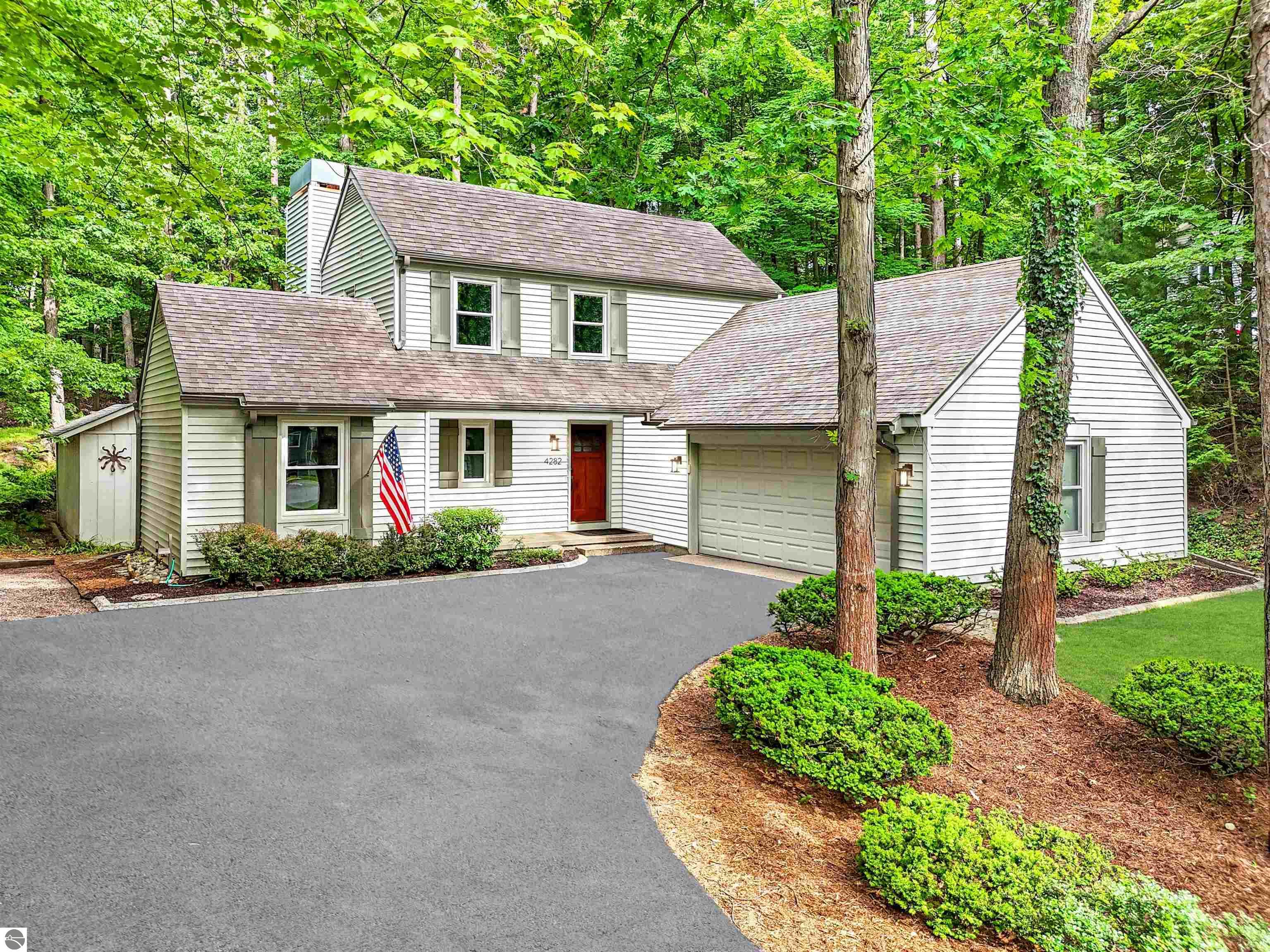 4282 W Timberwood Drive