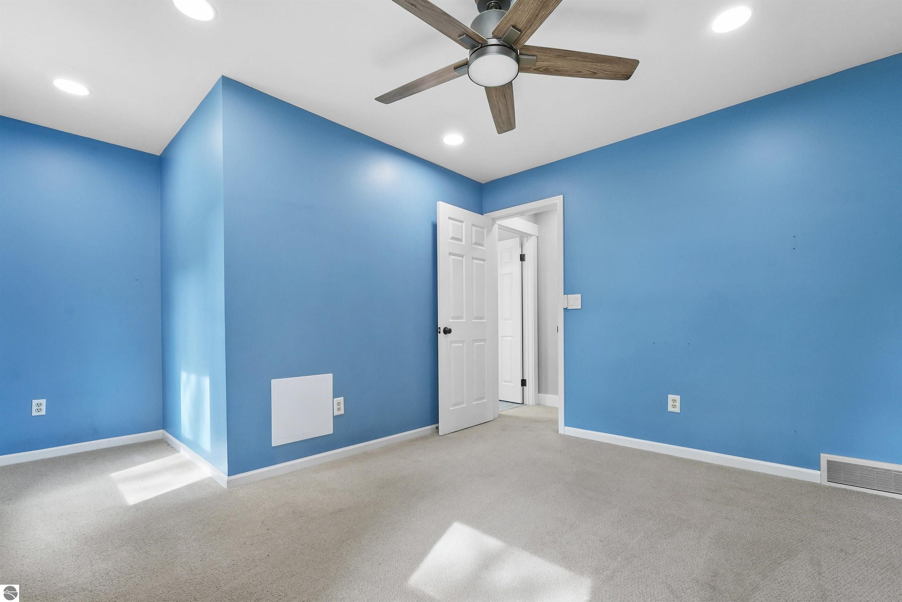 4282 W Timberwood Drive