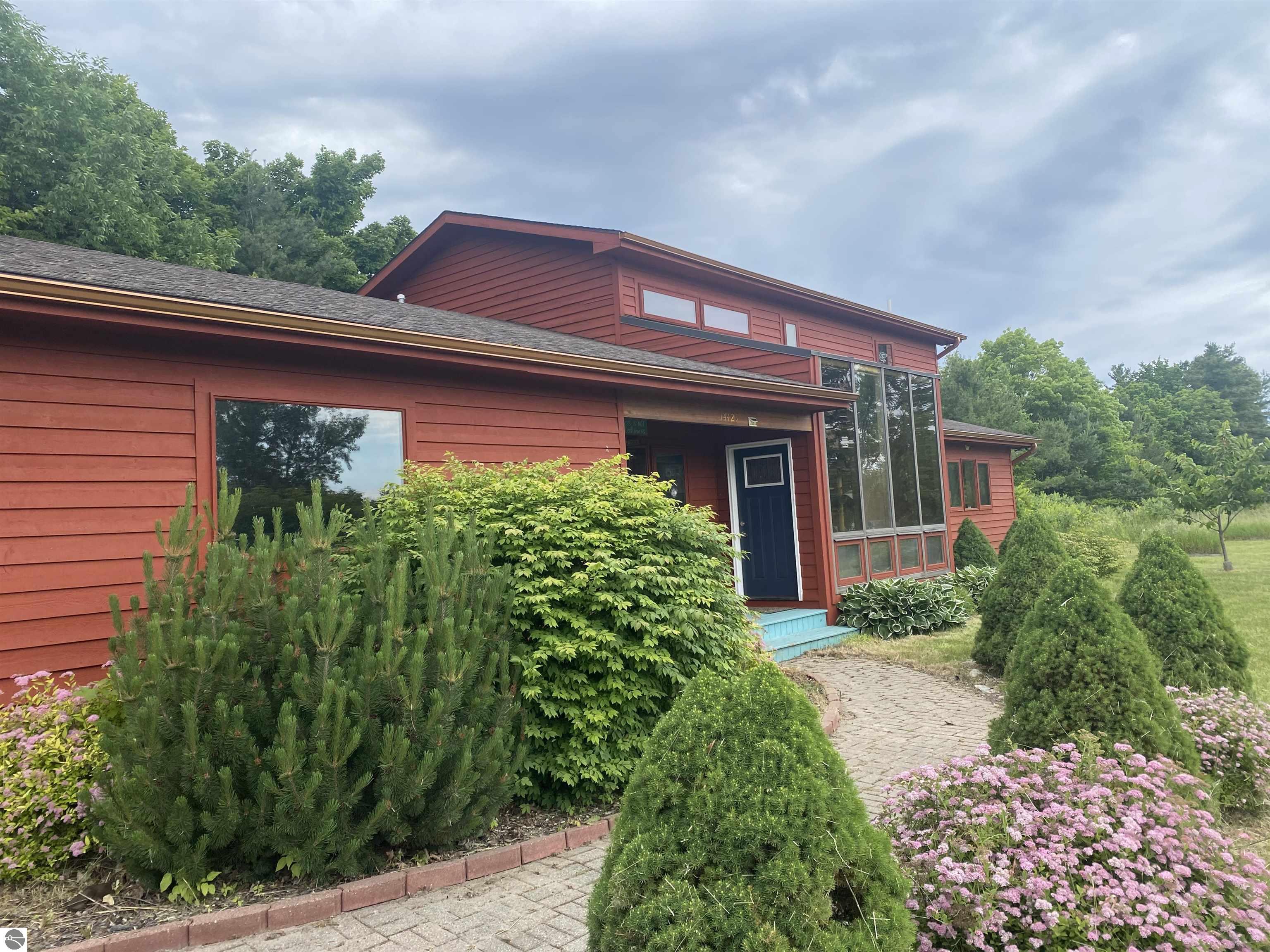 14429 Center Road