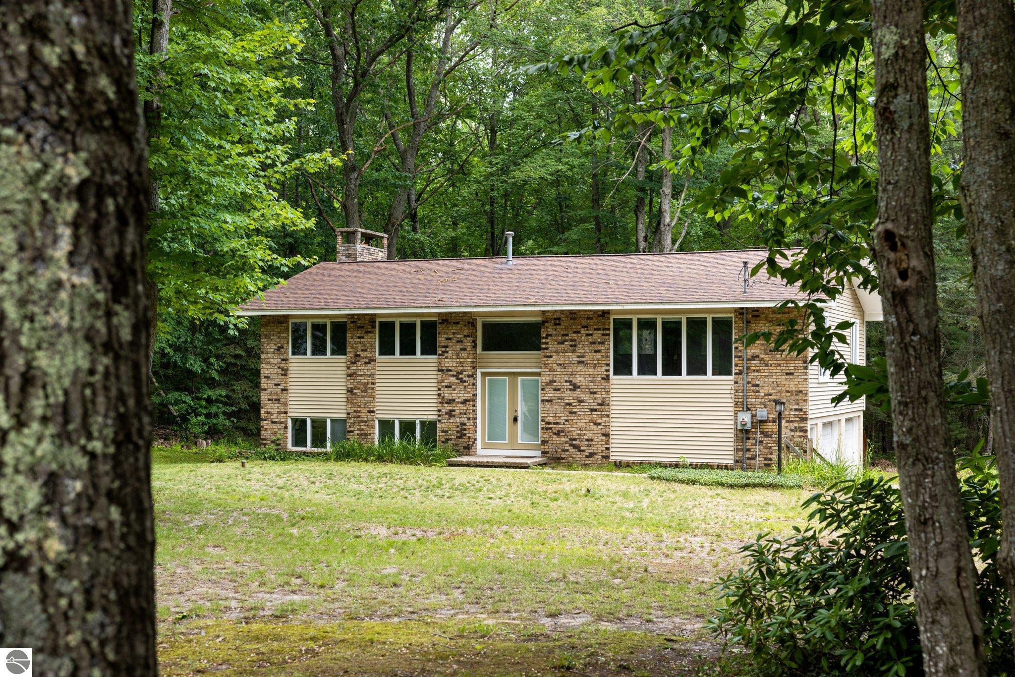 1513 Melody Lane