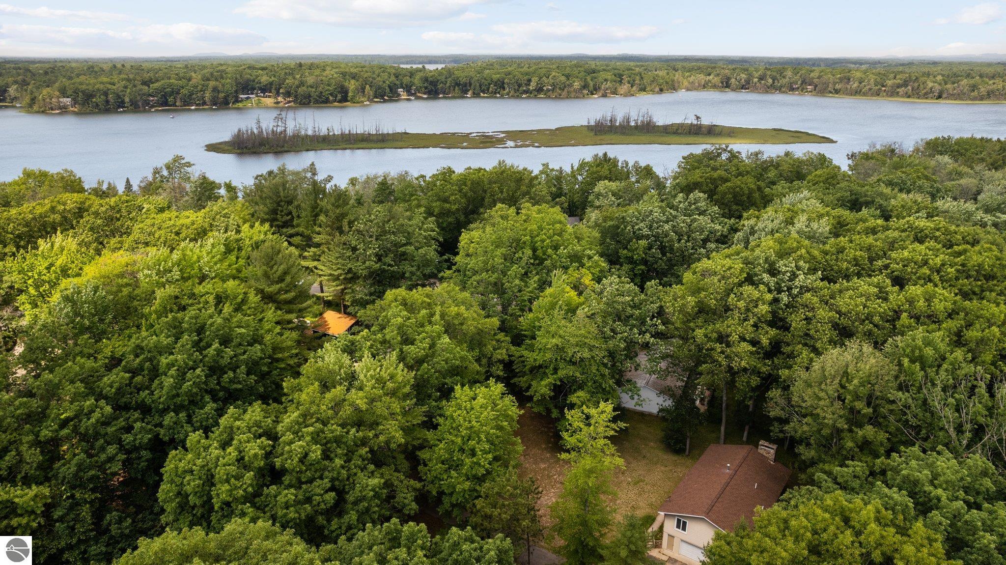 1513 Melody Lane