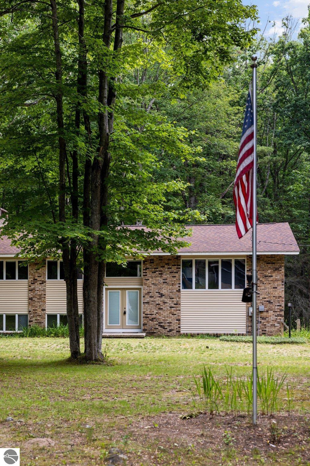 1513 Melody Lane