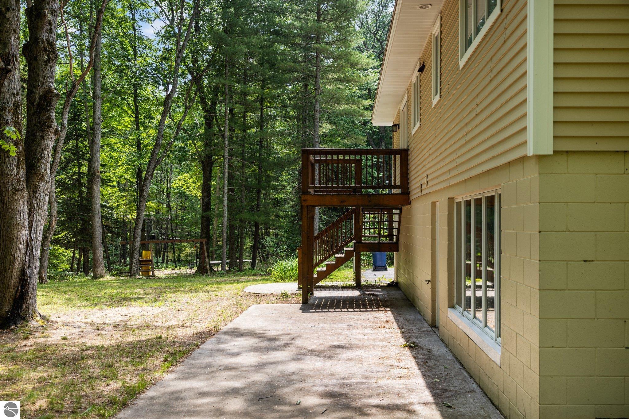 1513 Melody Lane
