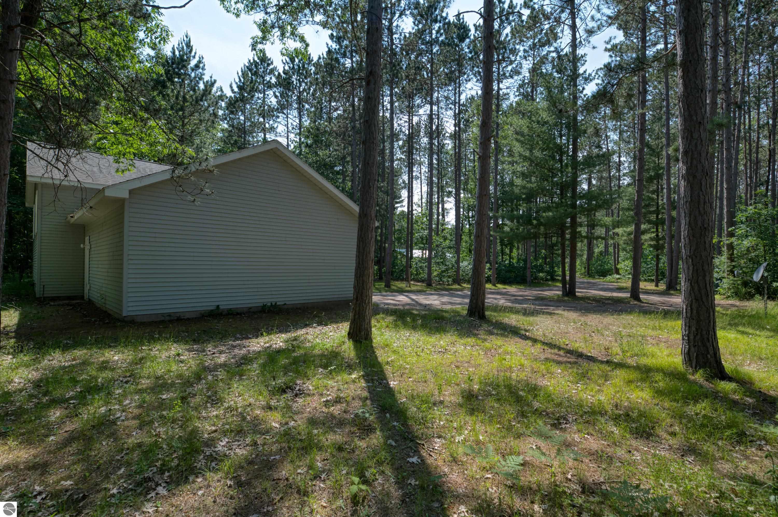 7173 Hall Creek Road