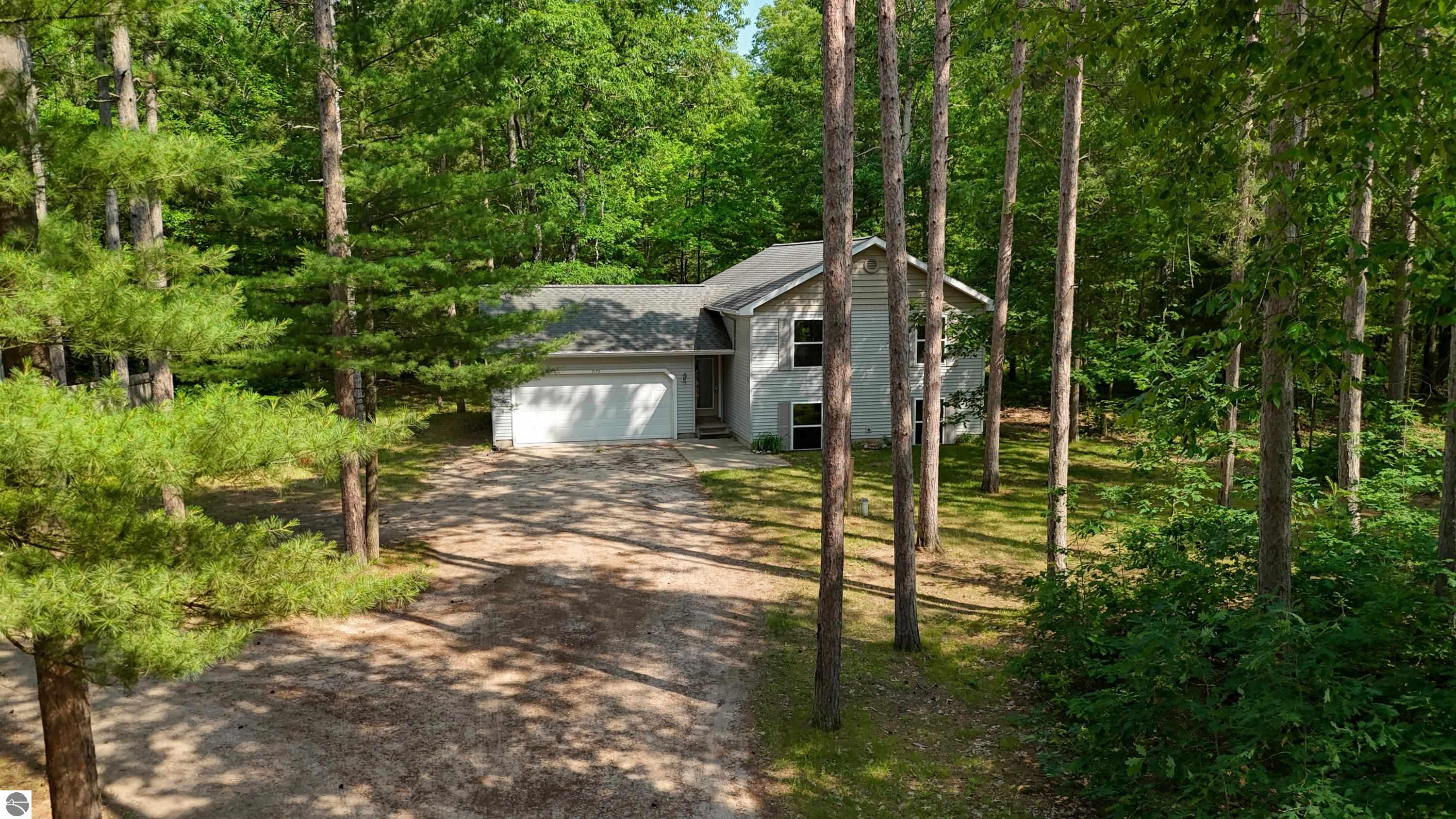 7173 Hall Creek Road