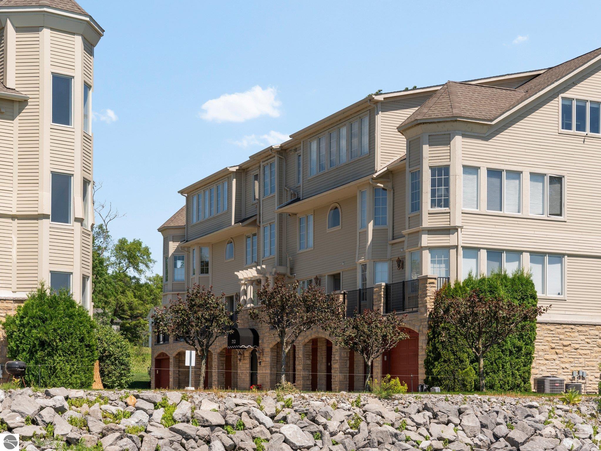 712 N Dockside Circle # 4 Unit: G-4