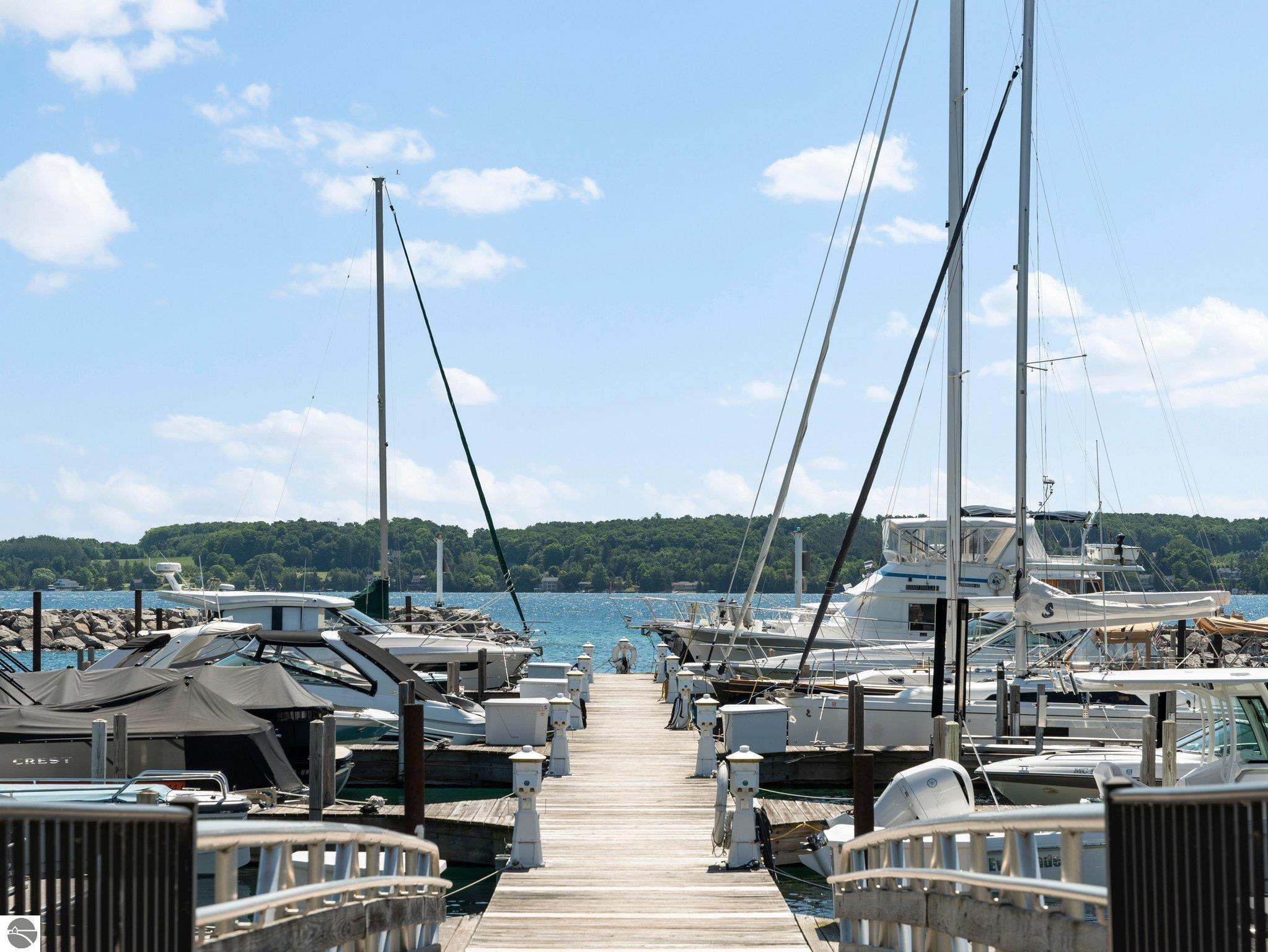 712 N Dockside Circle # 4 Unit: G-4