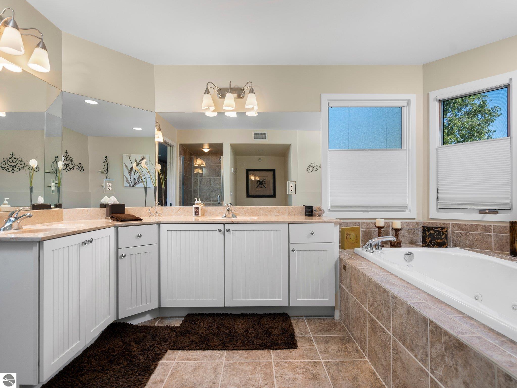 712 N Dockside Circle # 4 Unit: G-4