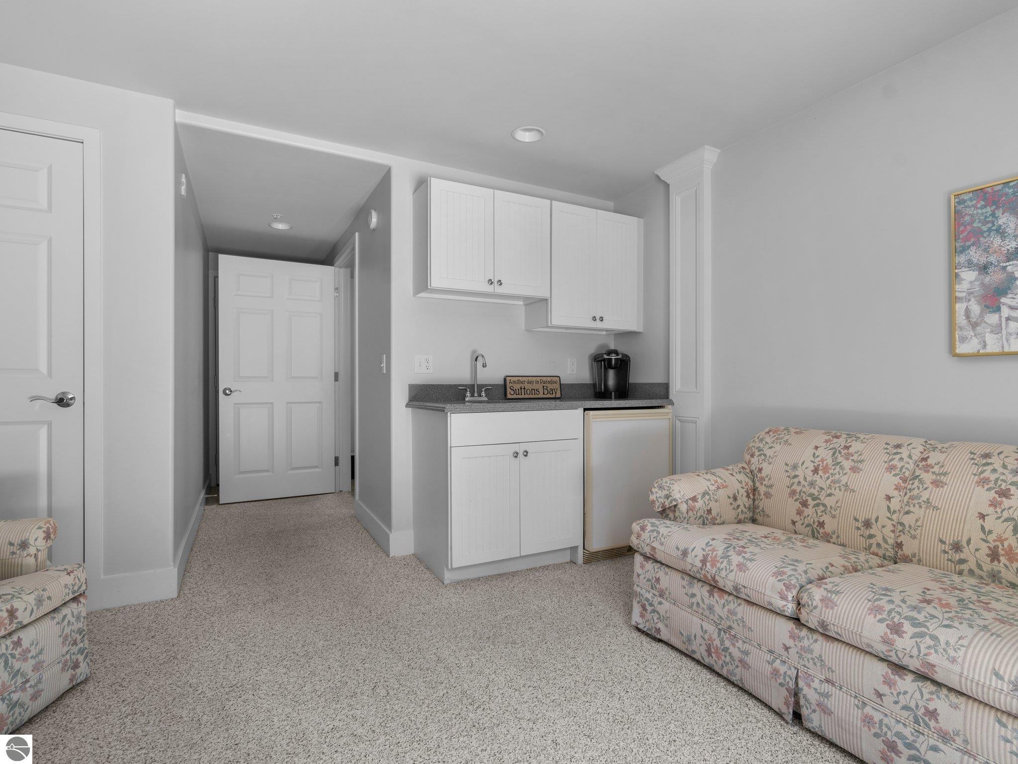 712 N Dockside Circle # 4 Unit: G-4