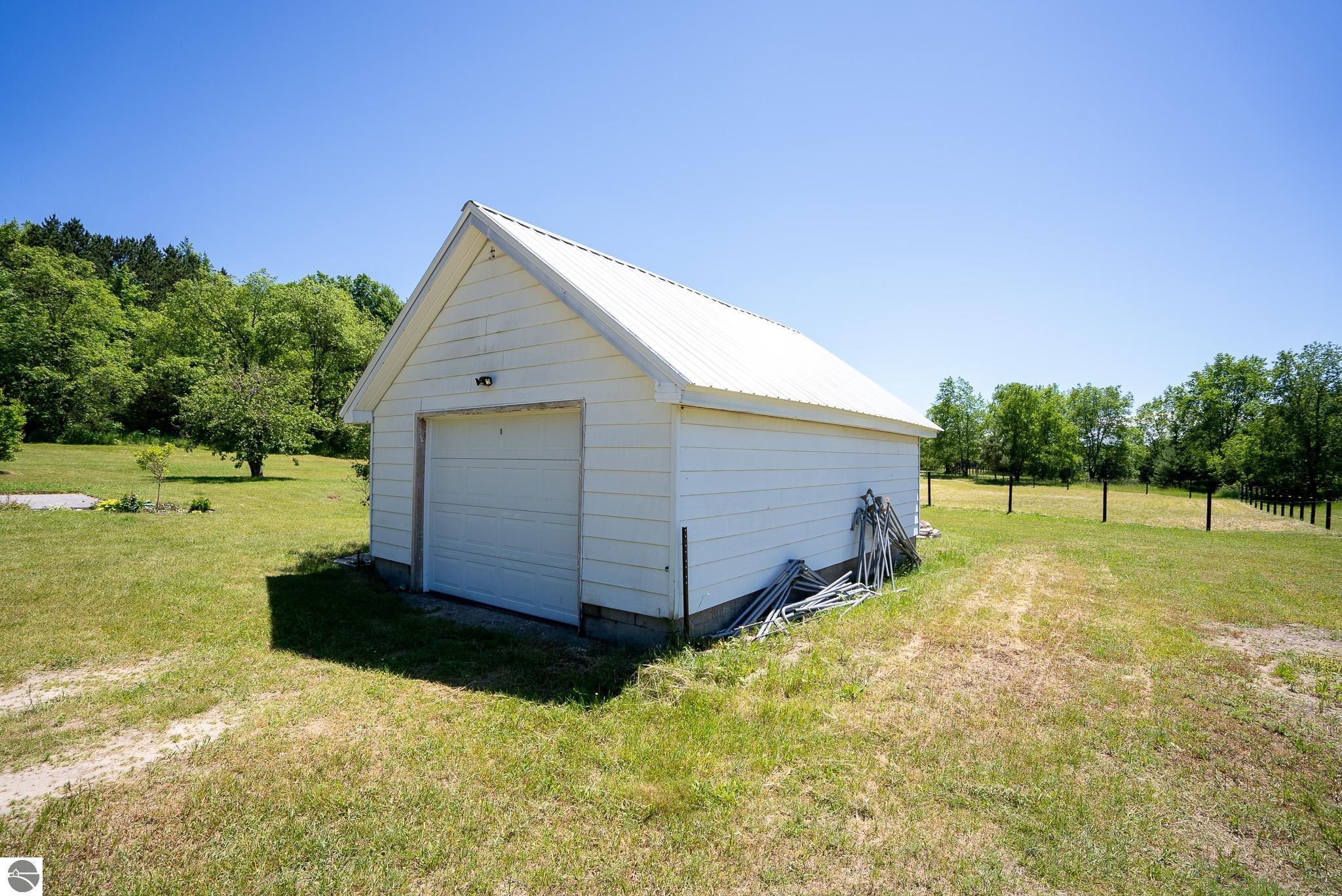 272 Gray Road