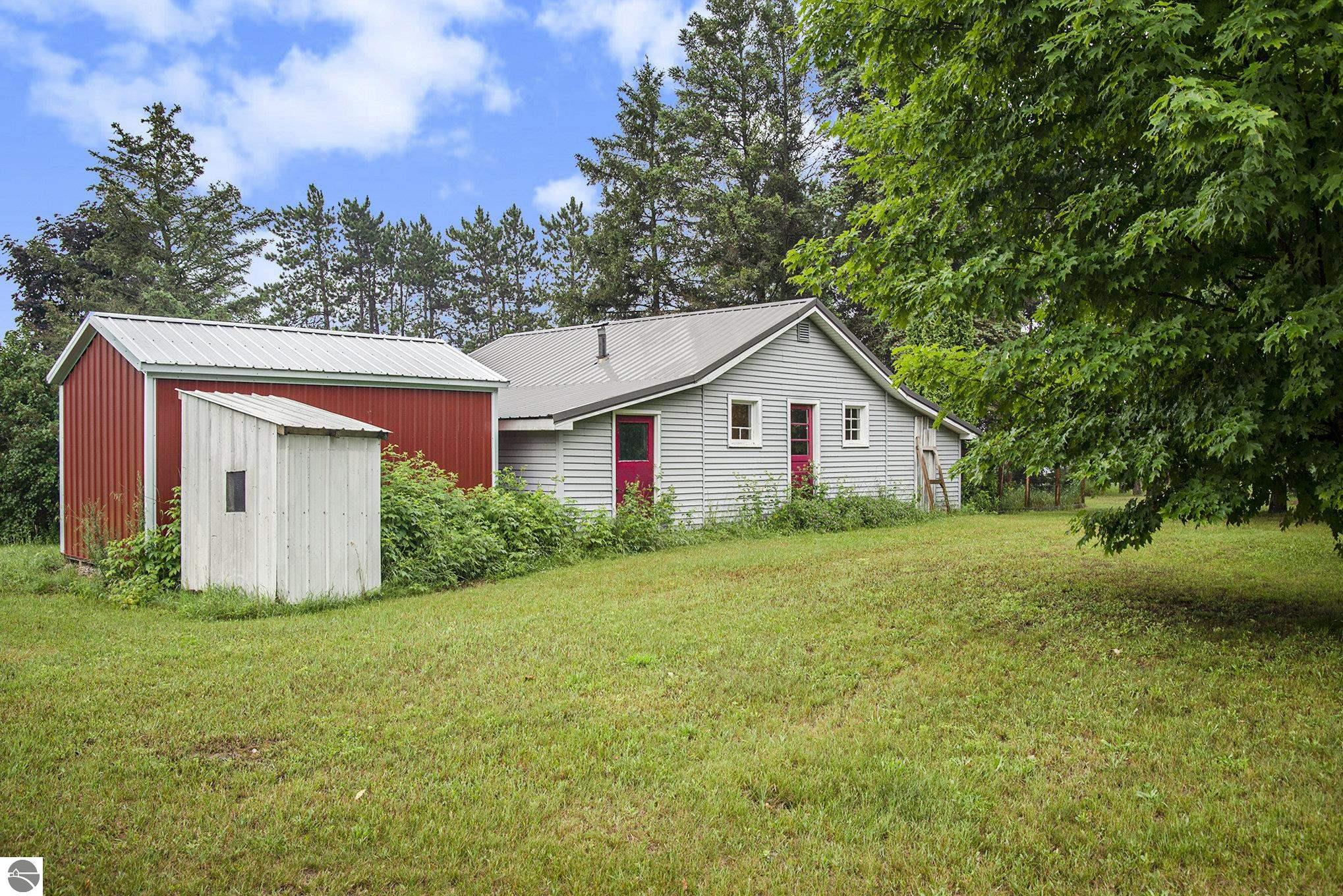 9200 S Call Road, McBain