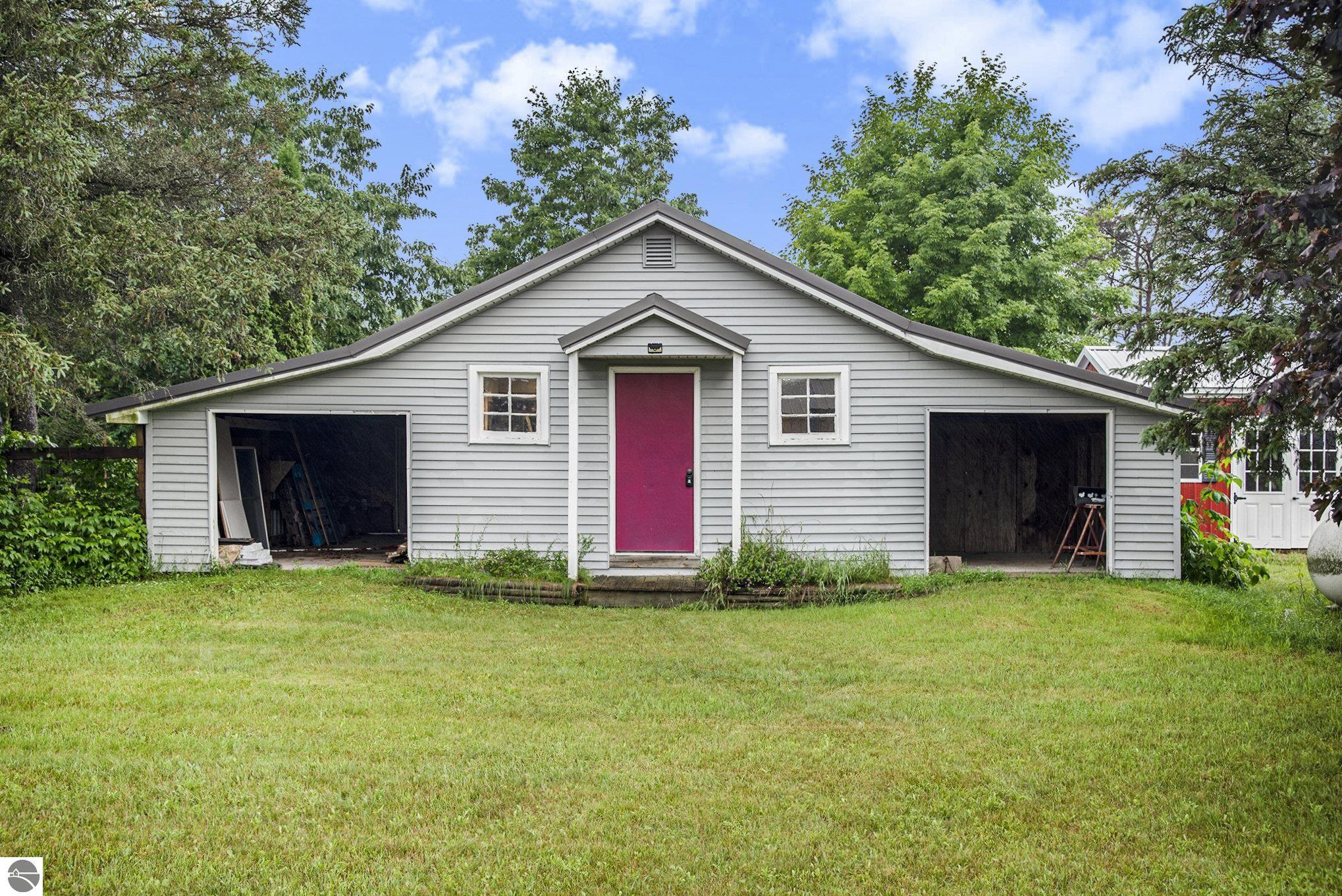 9200 S Call Road, McBain
