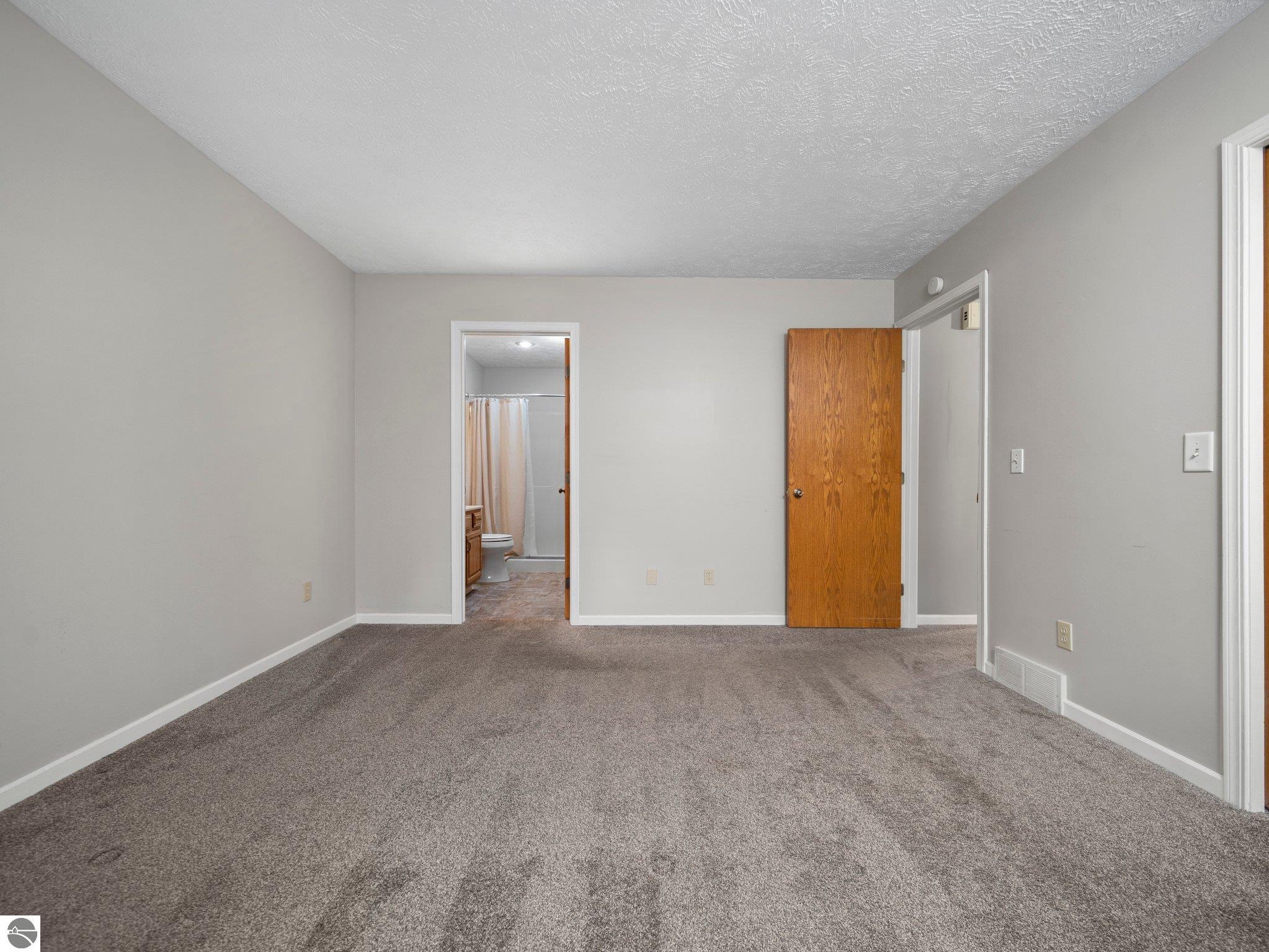 3706 Eastview Drive