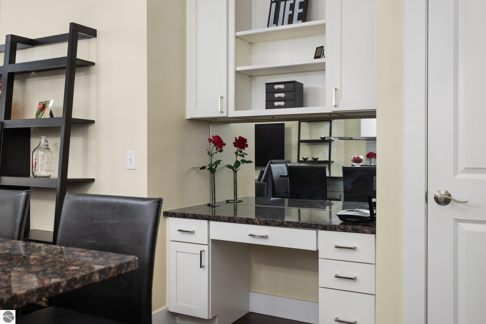 115 E 8th Street # 11