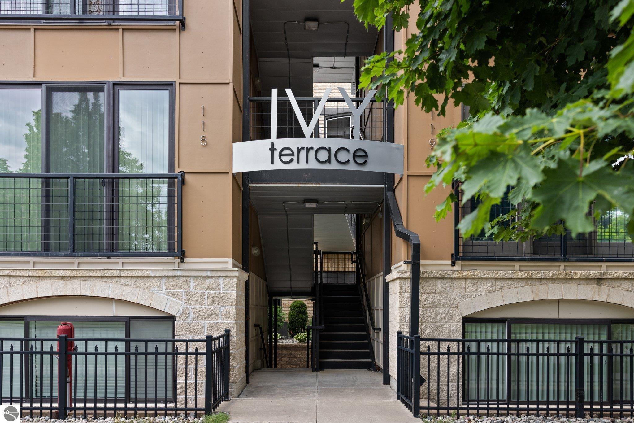 115 E 8th Street # 11