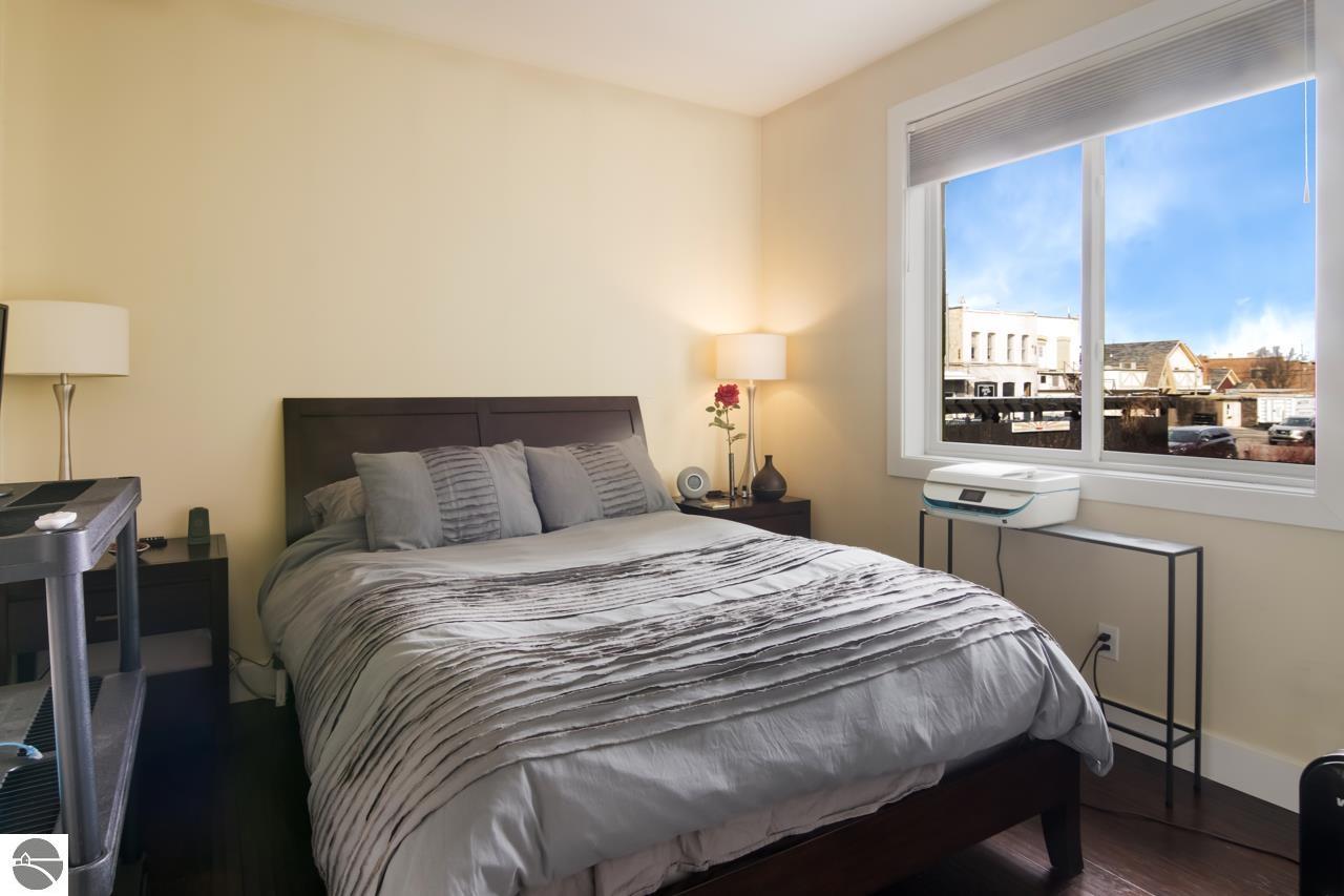 115 E 8th Street # 11