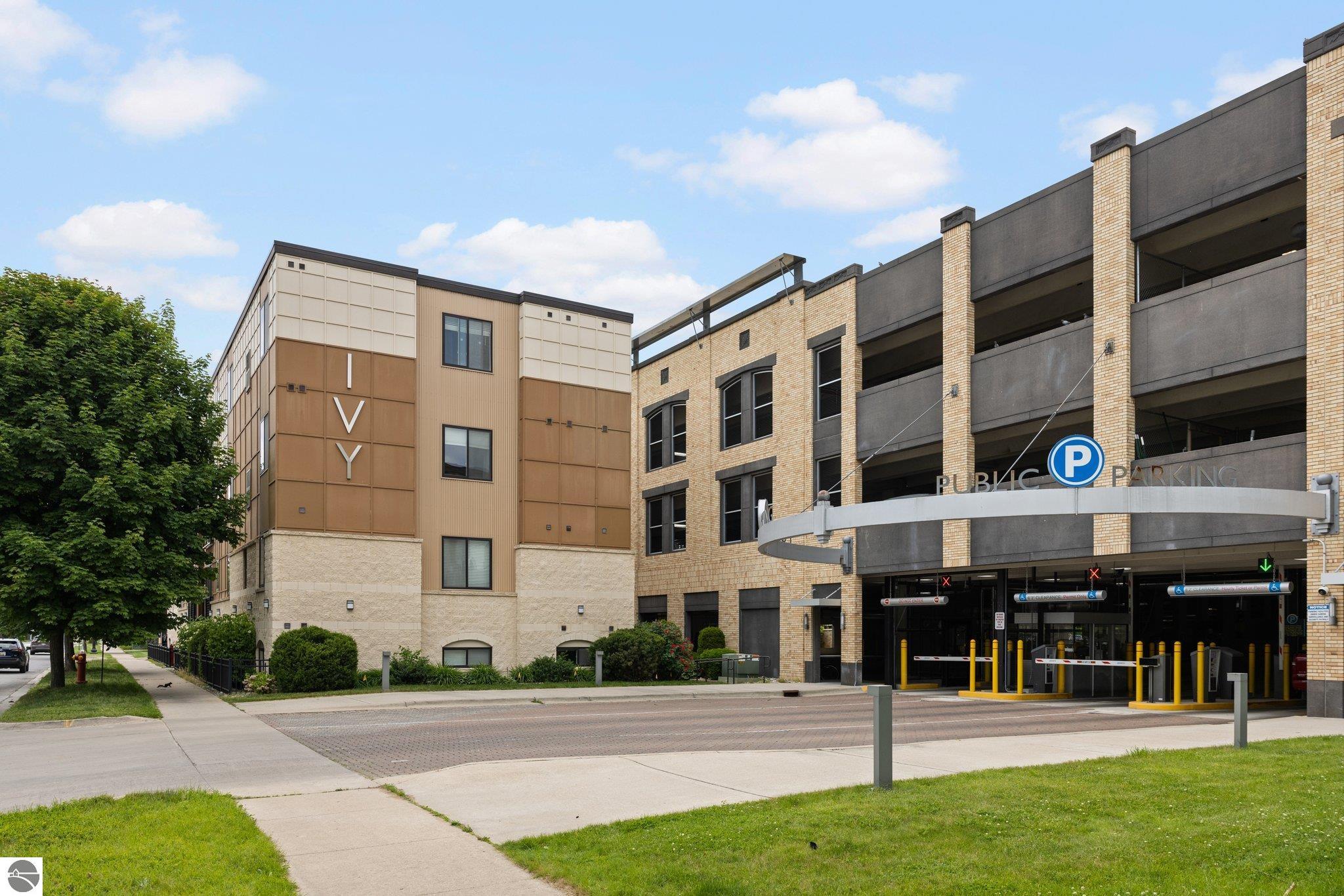 115 E 8th Street # 11