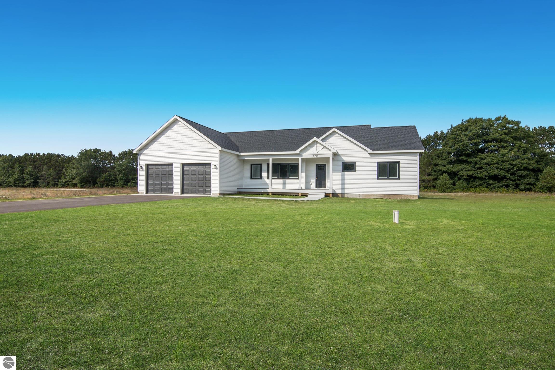 1794 Mary Lou Manor
