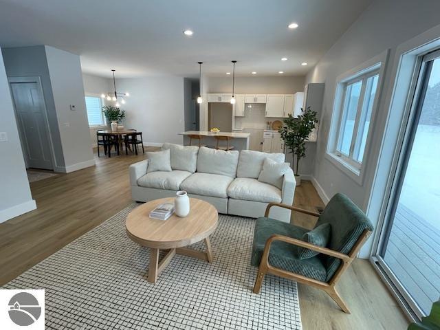1794 Mary Lou Manor