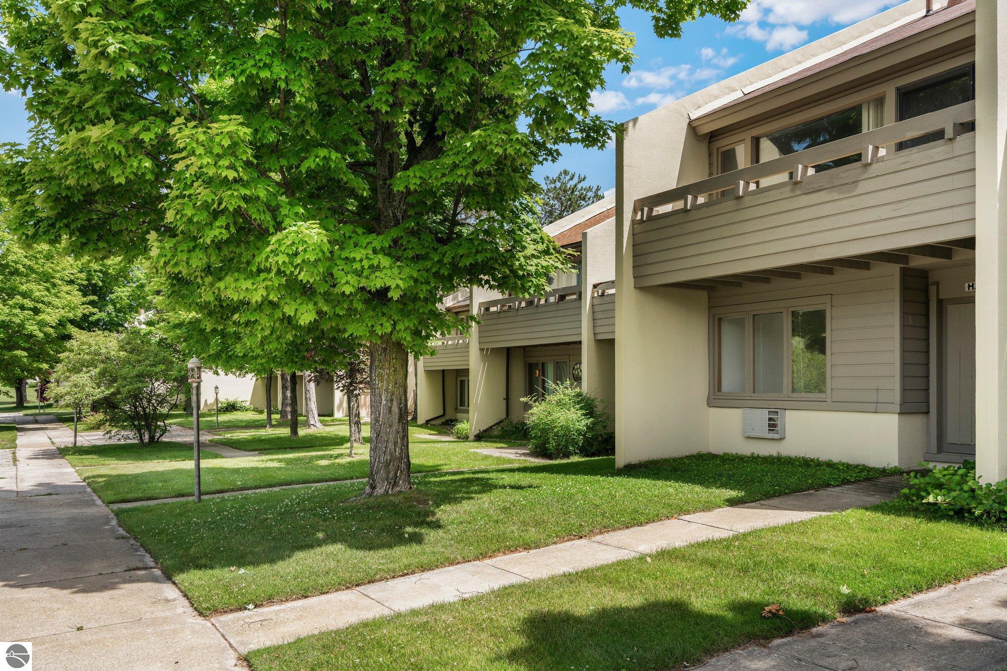 5000 S Townhouse Drive # H3