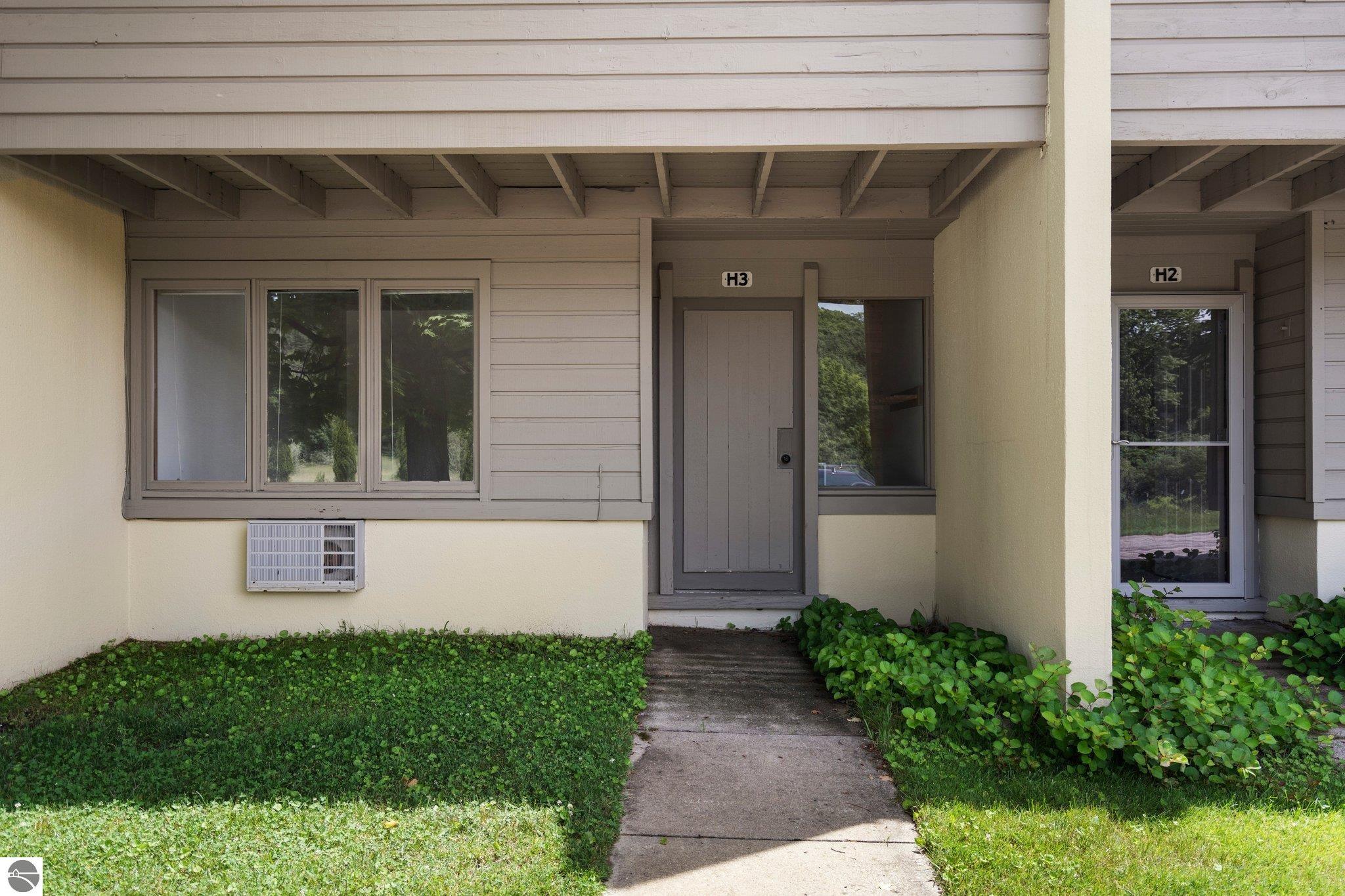 5000 S Townhouse Drive # H3