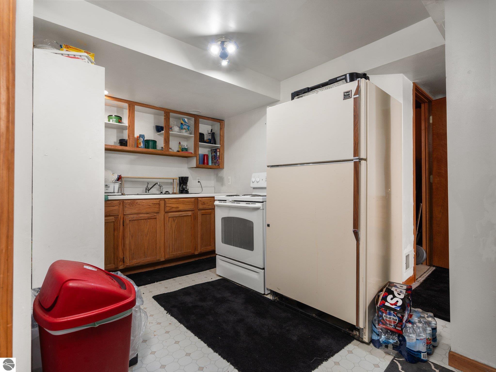 202 W Sharon Road, SW