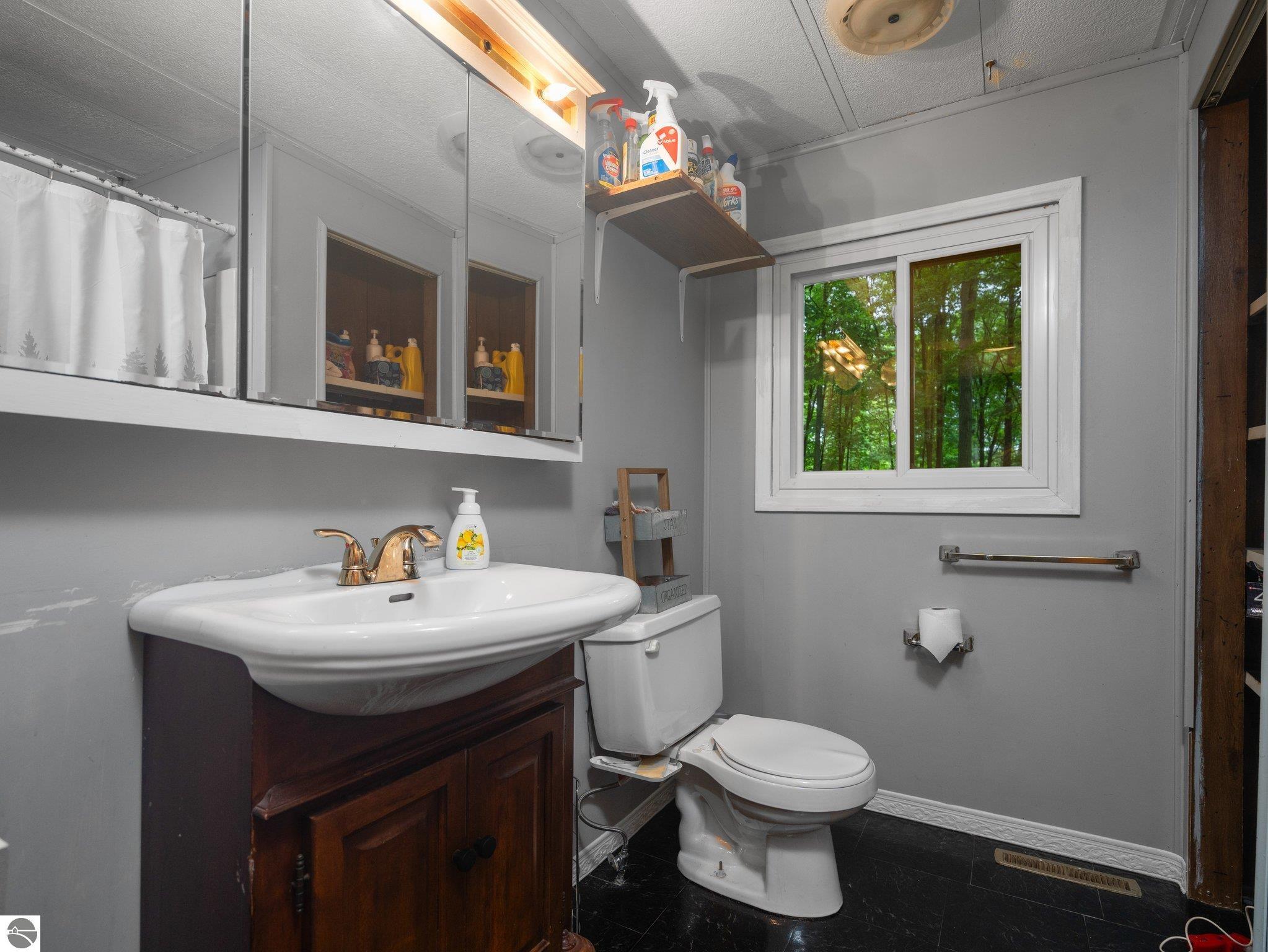 202 W Sharon Road, SW