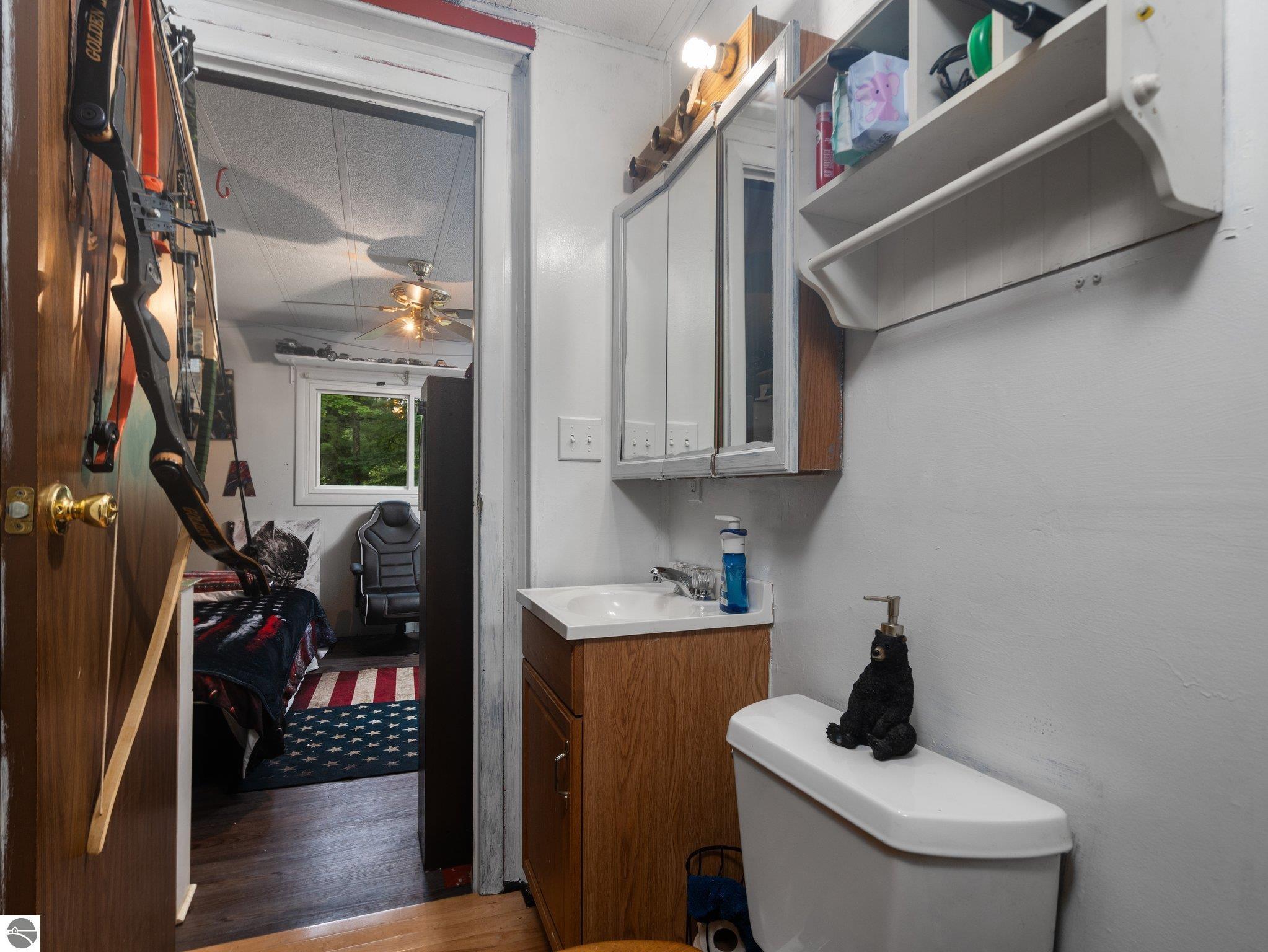 202 W Sharon Road, SW