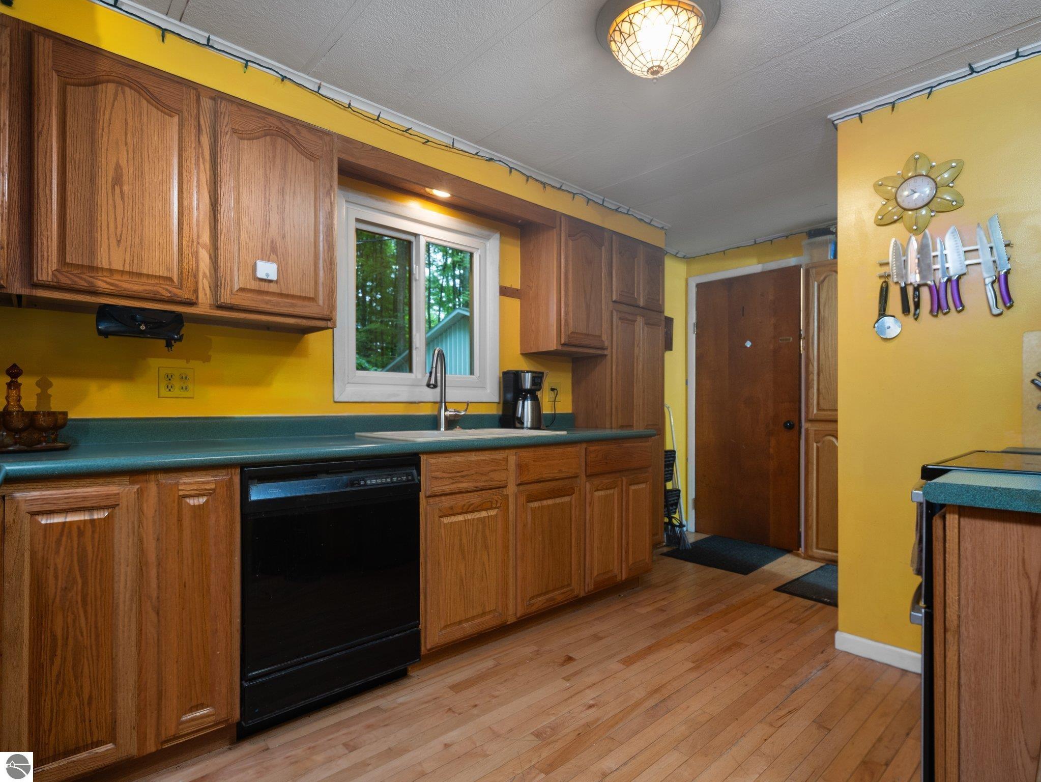 202 W Sharon Road, SW