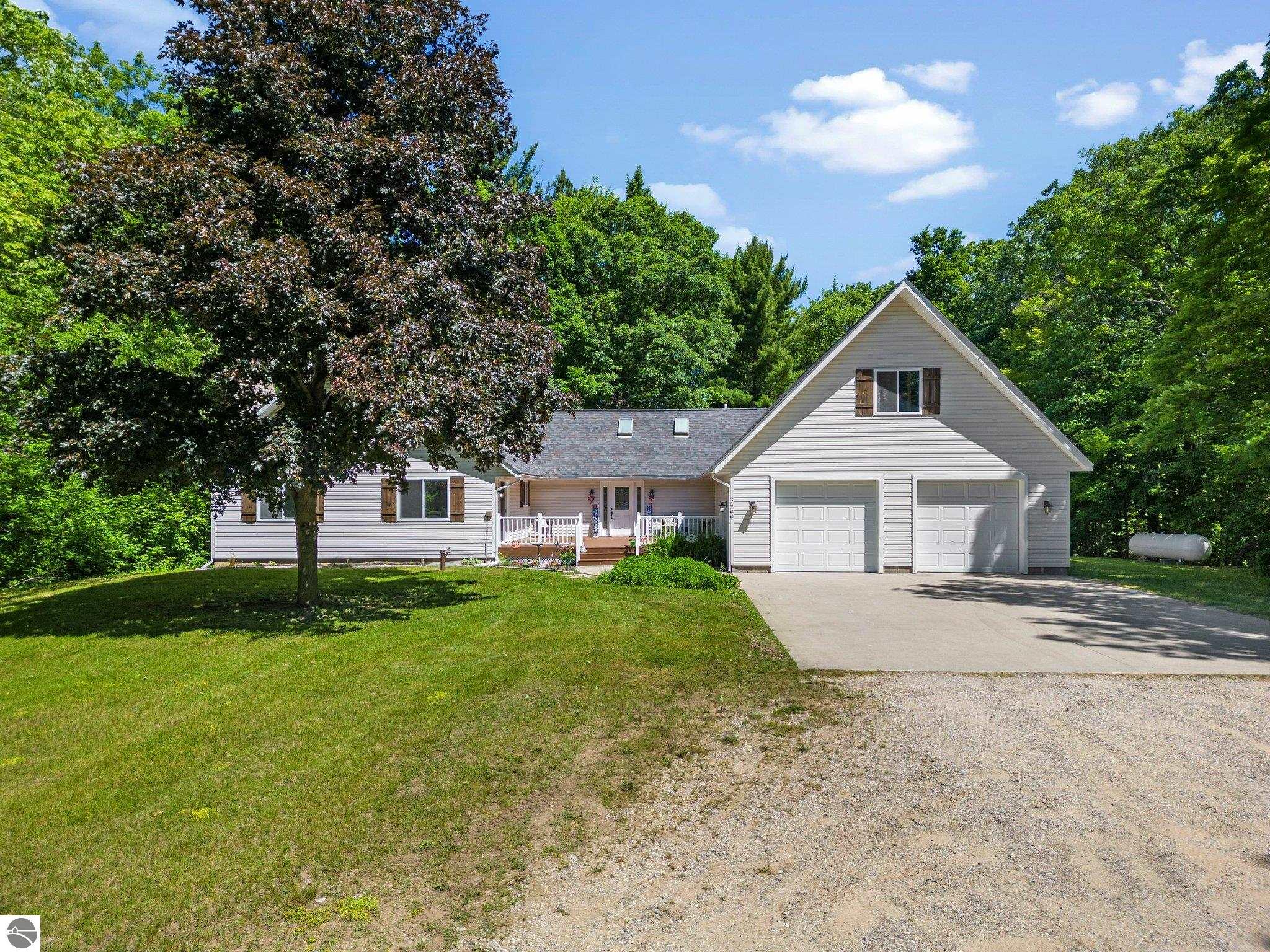 5900 Agren Road