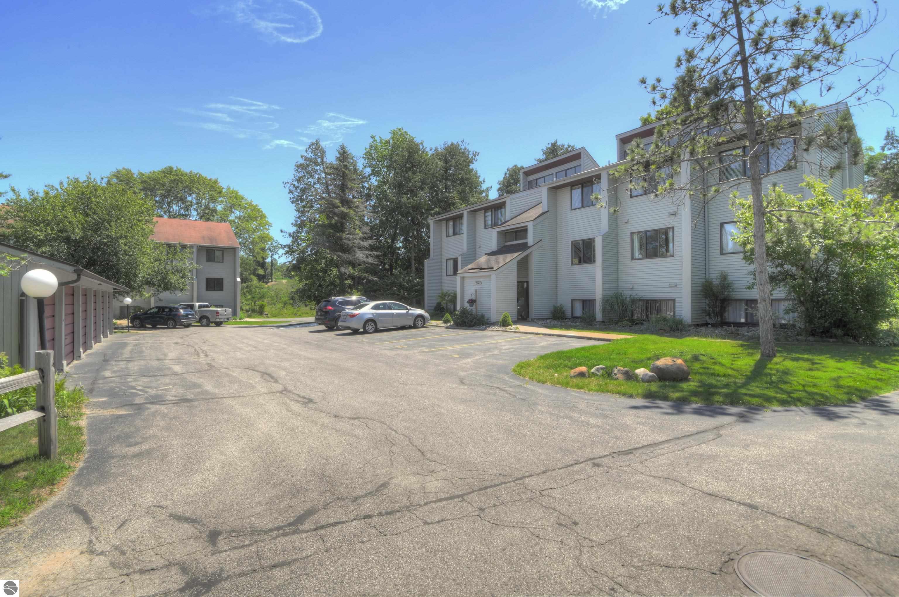 13662 S Thorn Creek Drive # 11