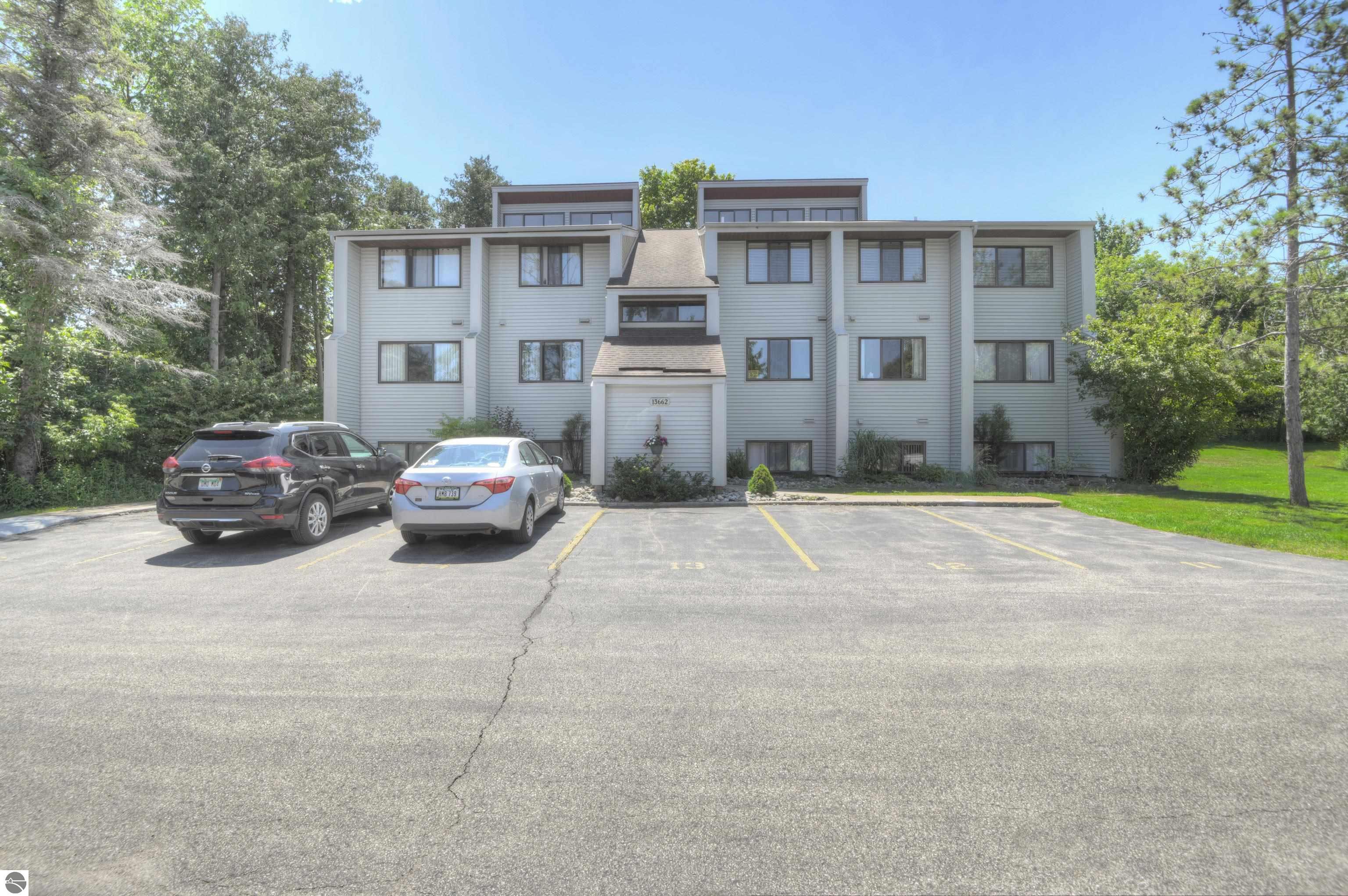 13662 S Thorn Creek Drive # 11
