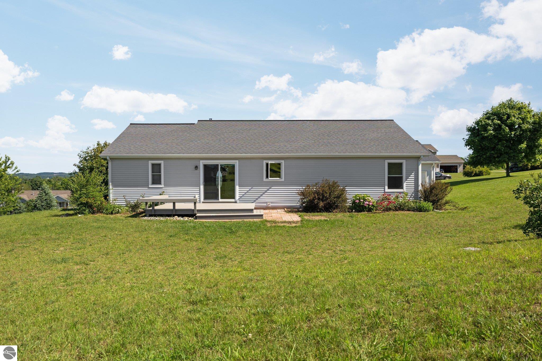 11116 E Meadow View Drive