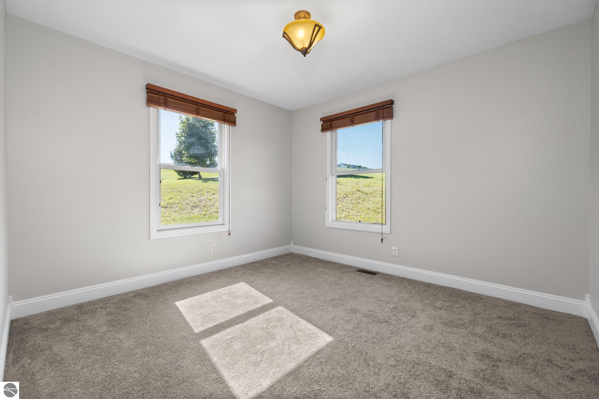 11116 E Meadow View Drive