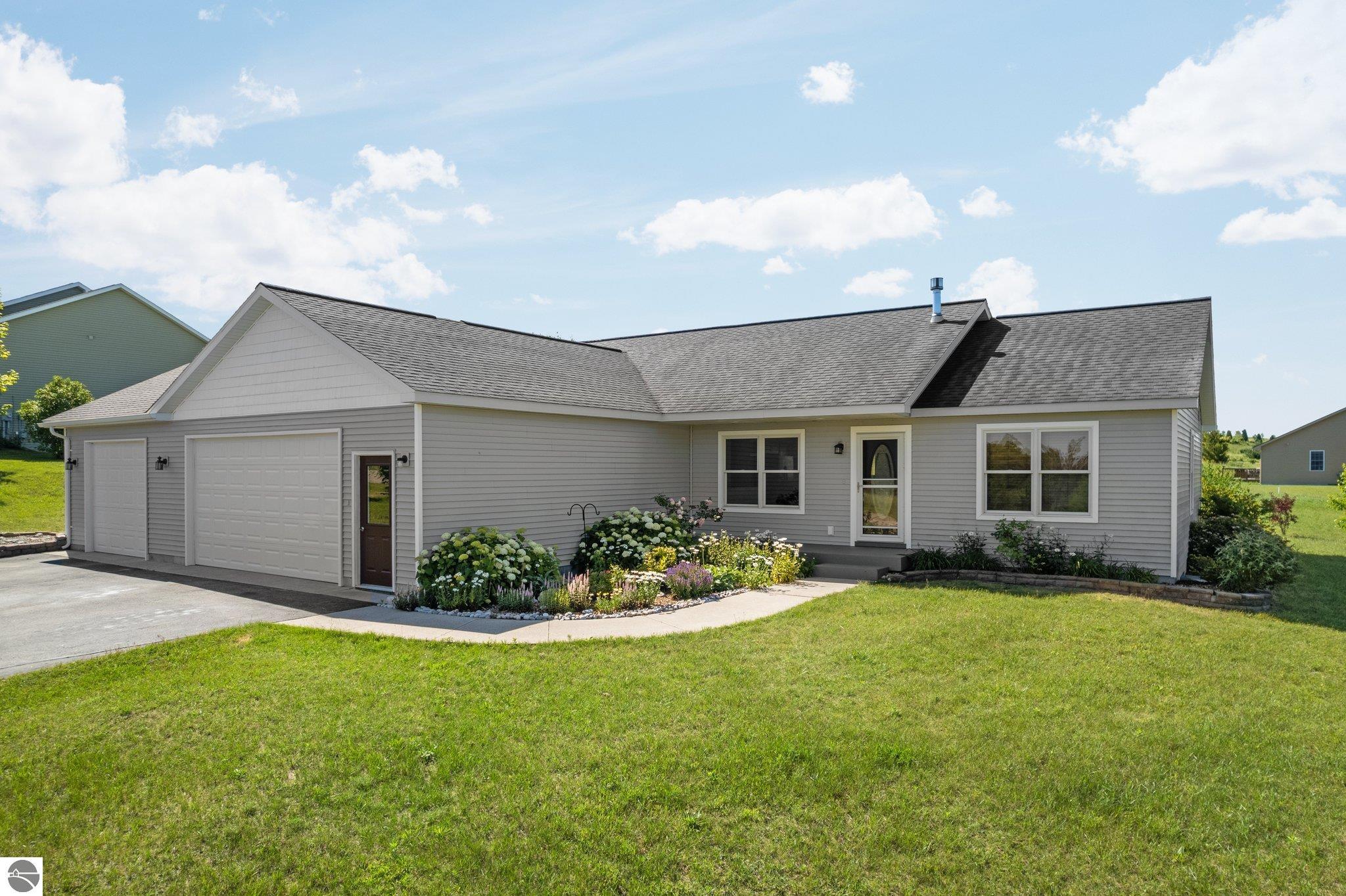 11116 E Meadow View Drive