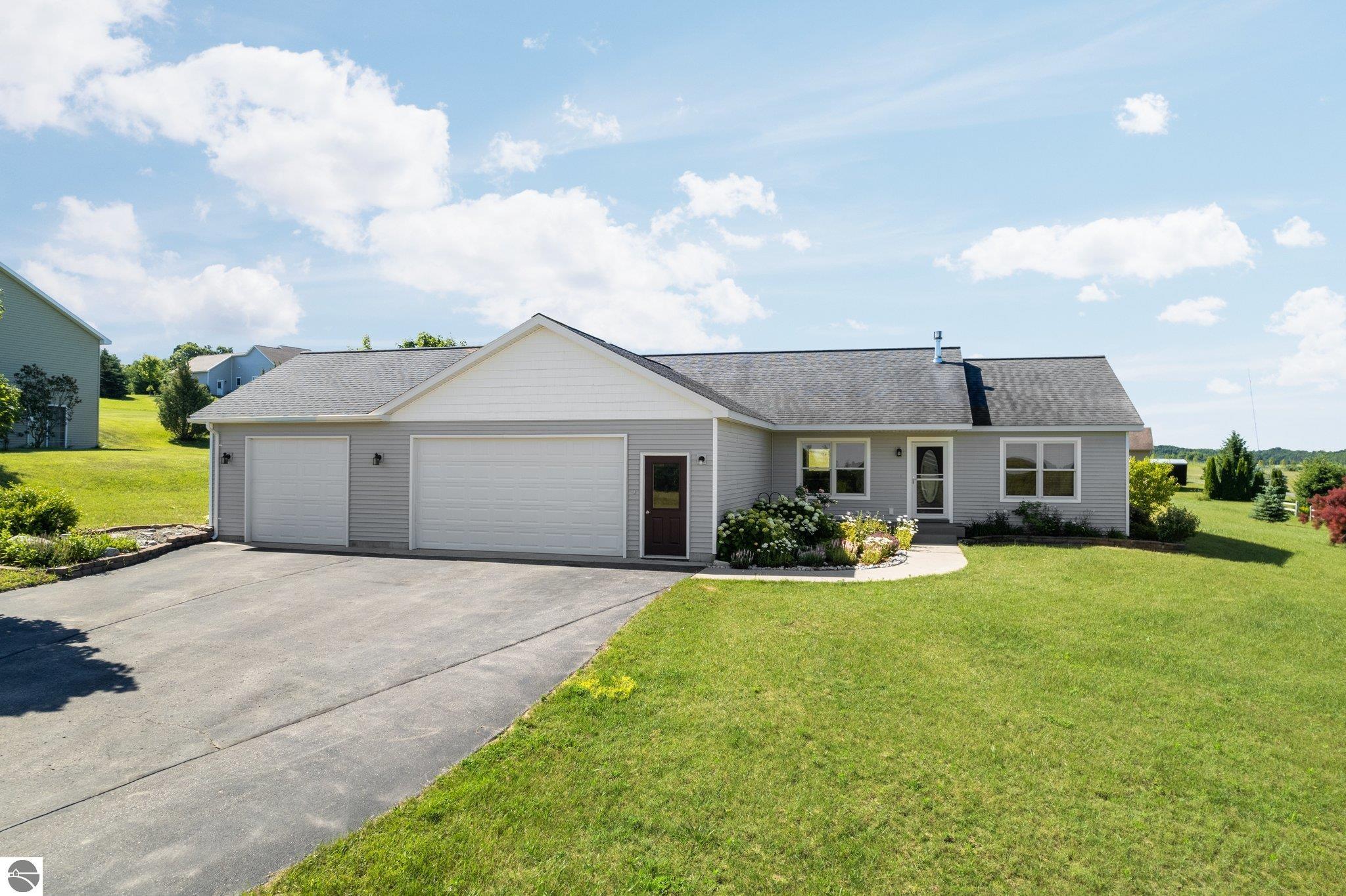 11116 E Meadow View Drive