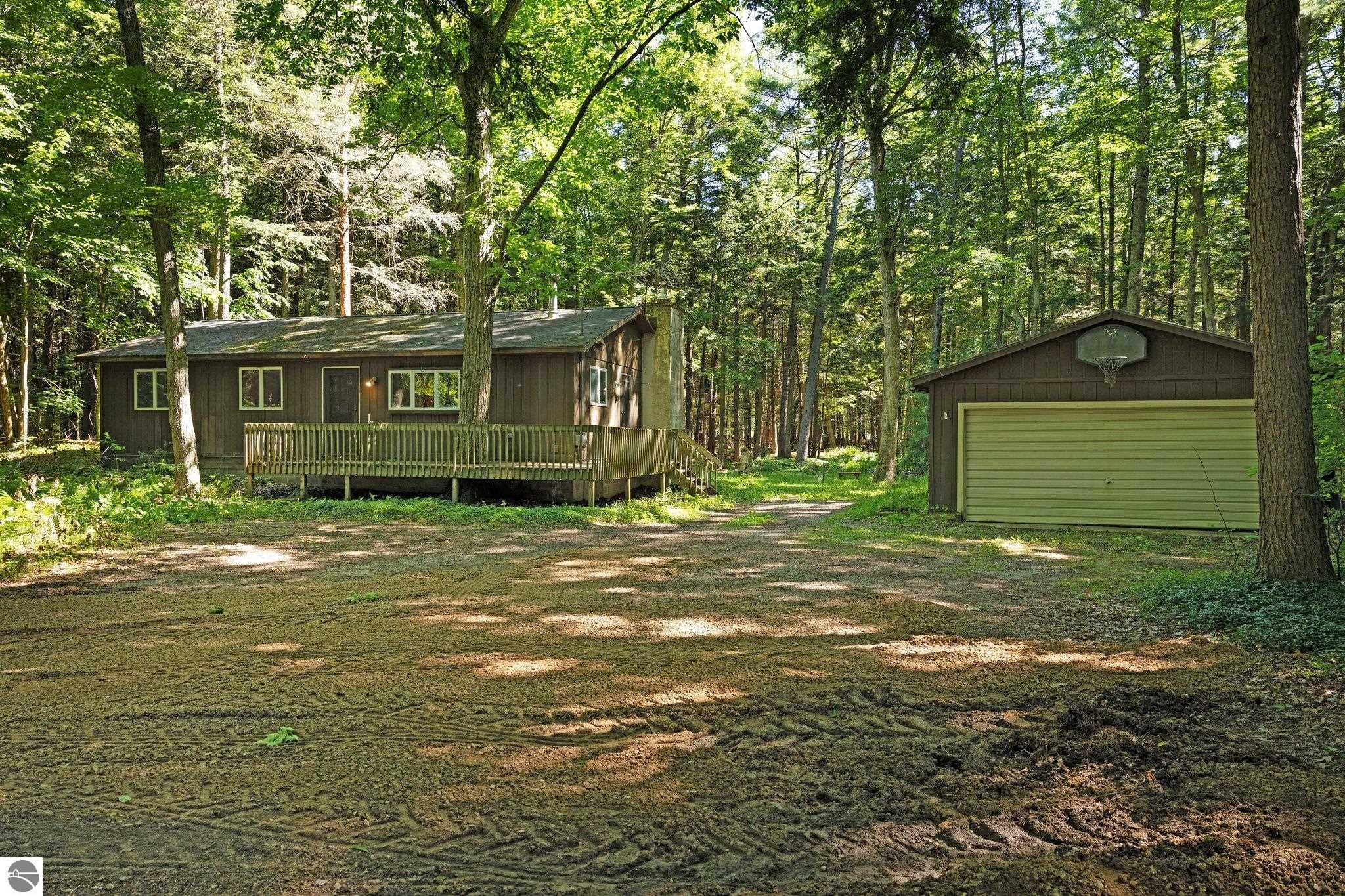 2823 Neahtawanta Road