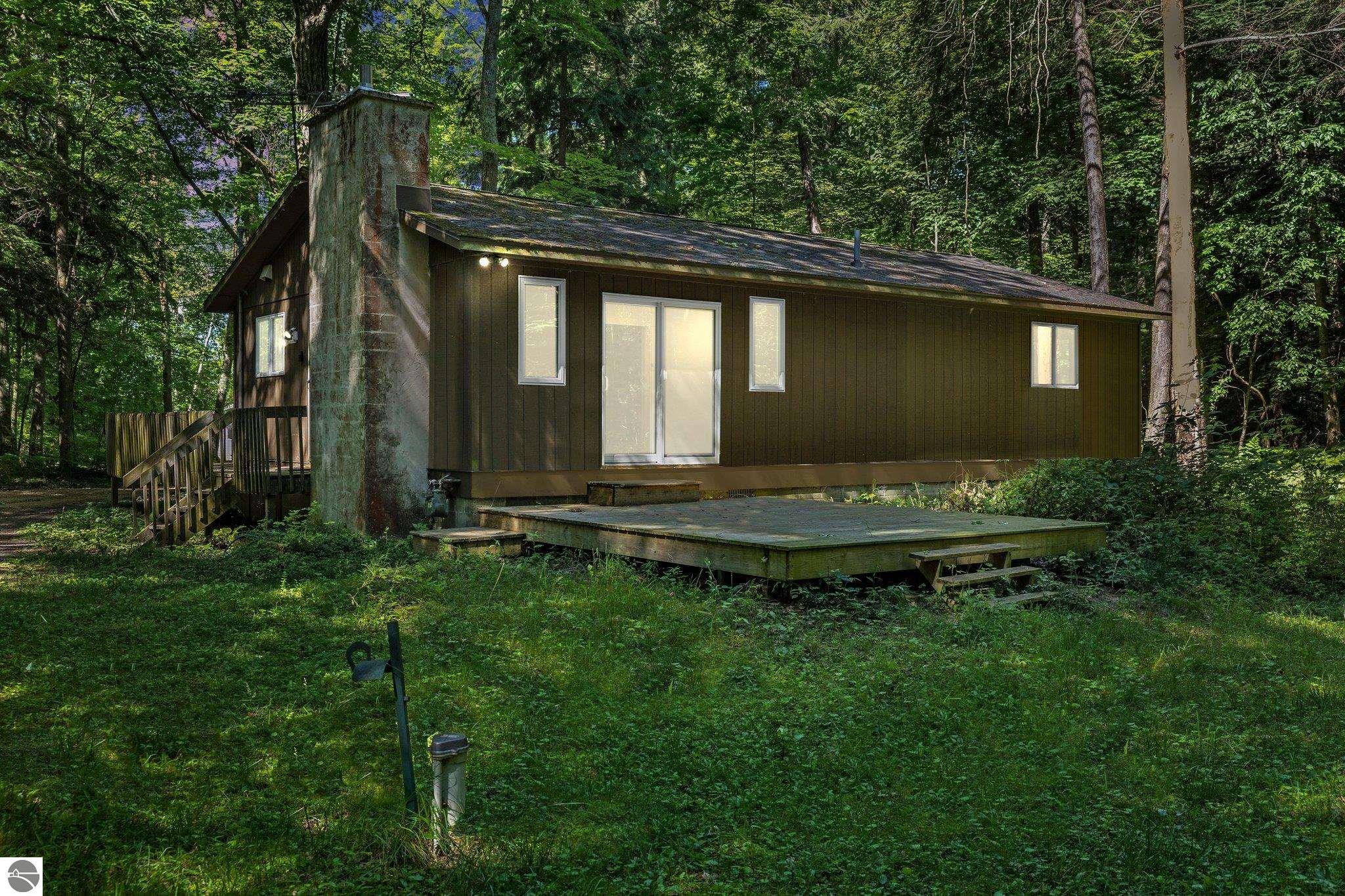 2823 Neahtawanta Road