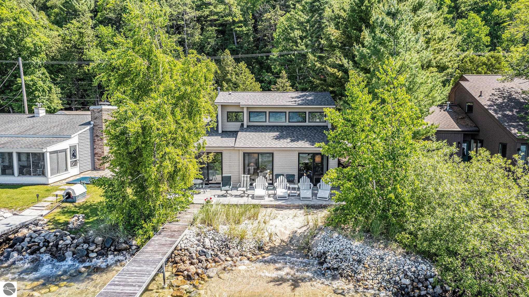 4035 Crystal Drive