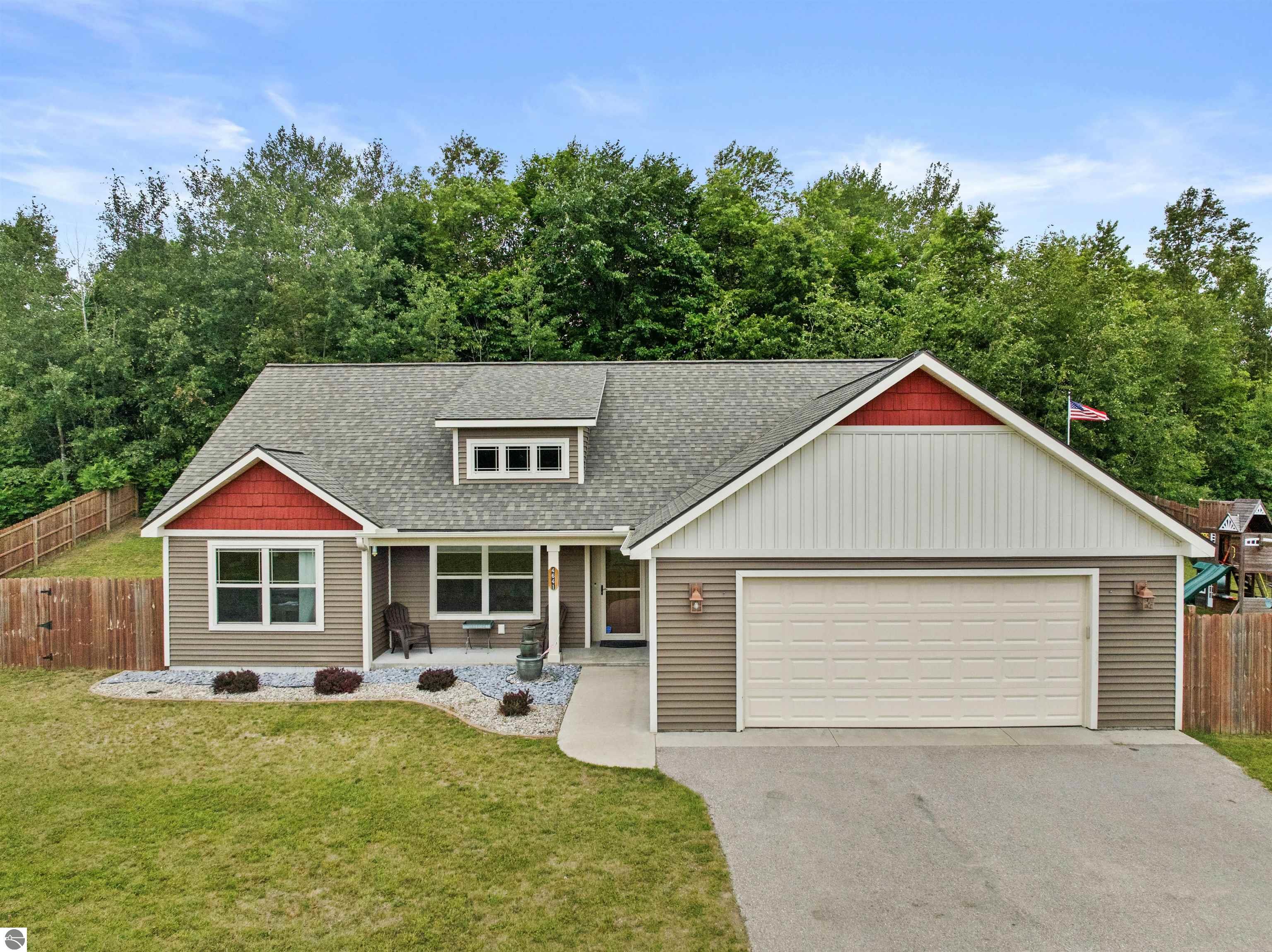4641 Birdie Lane