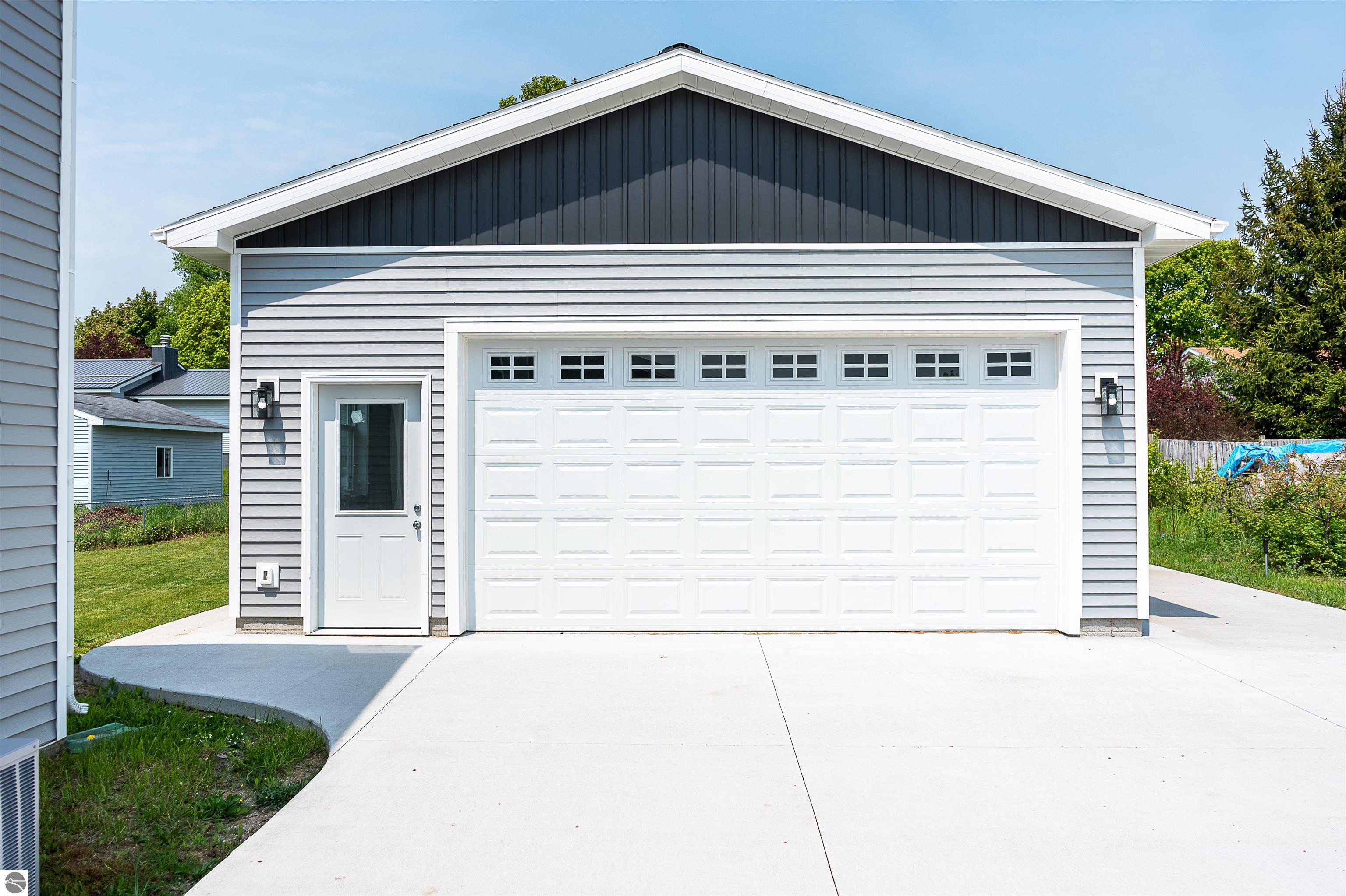 3662 Fieldcrest Lane
