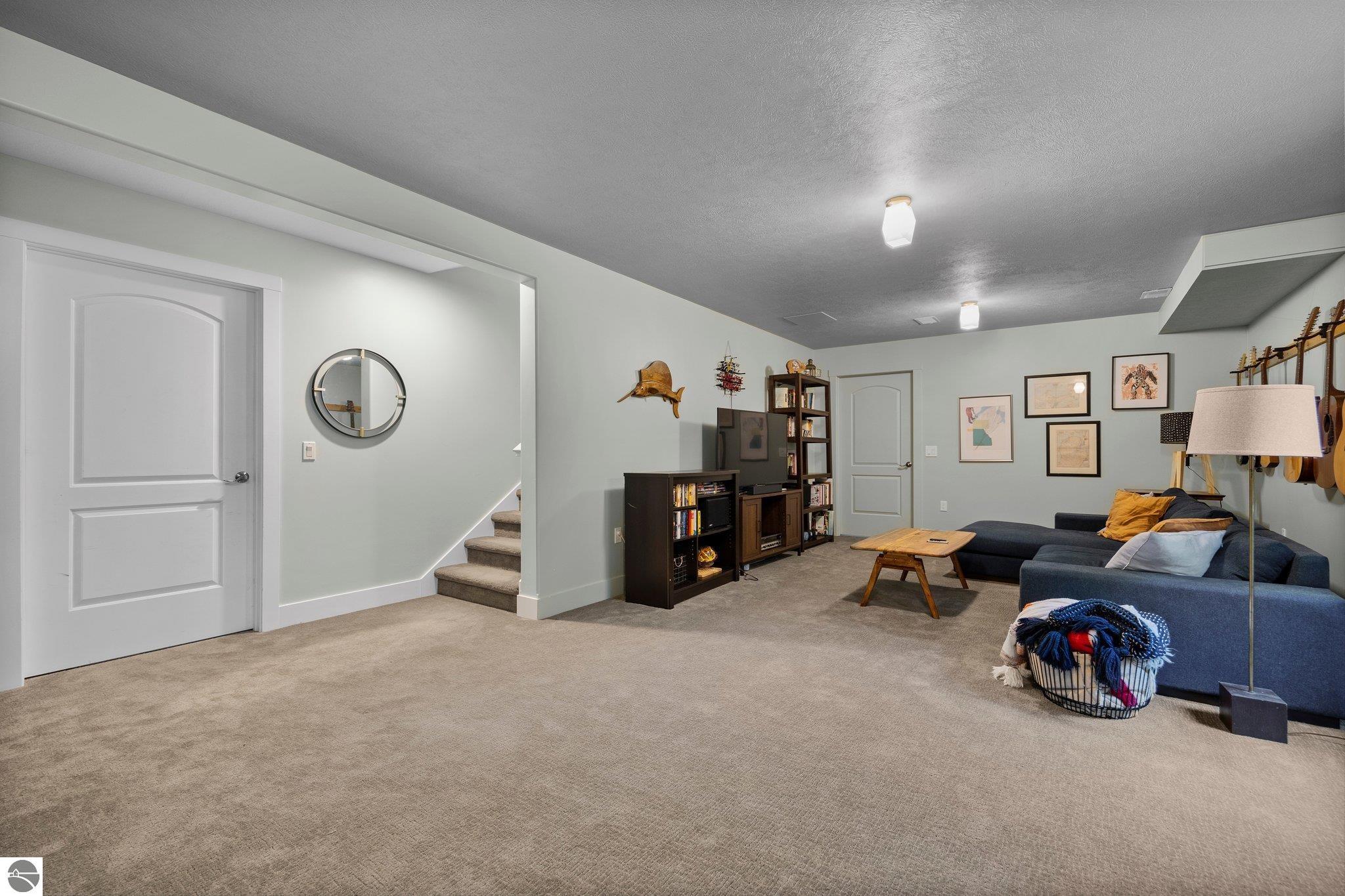 945 Barlow Street