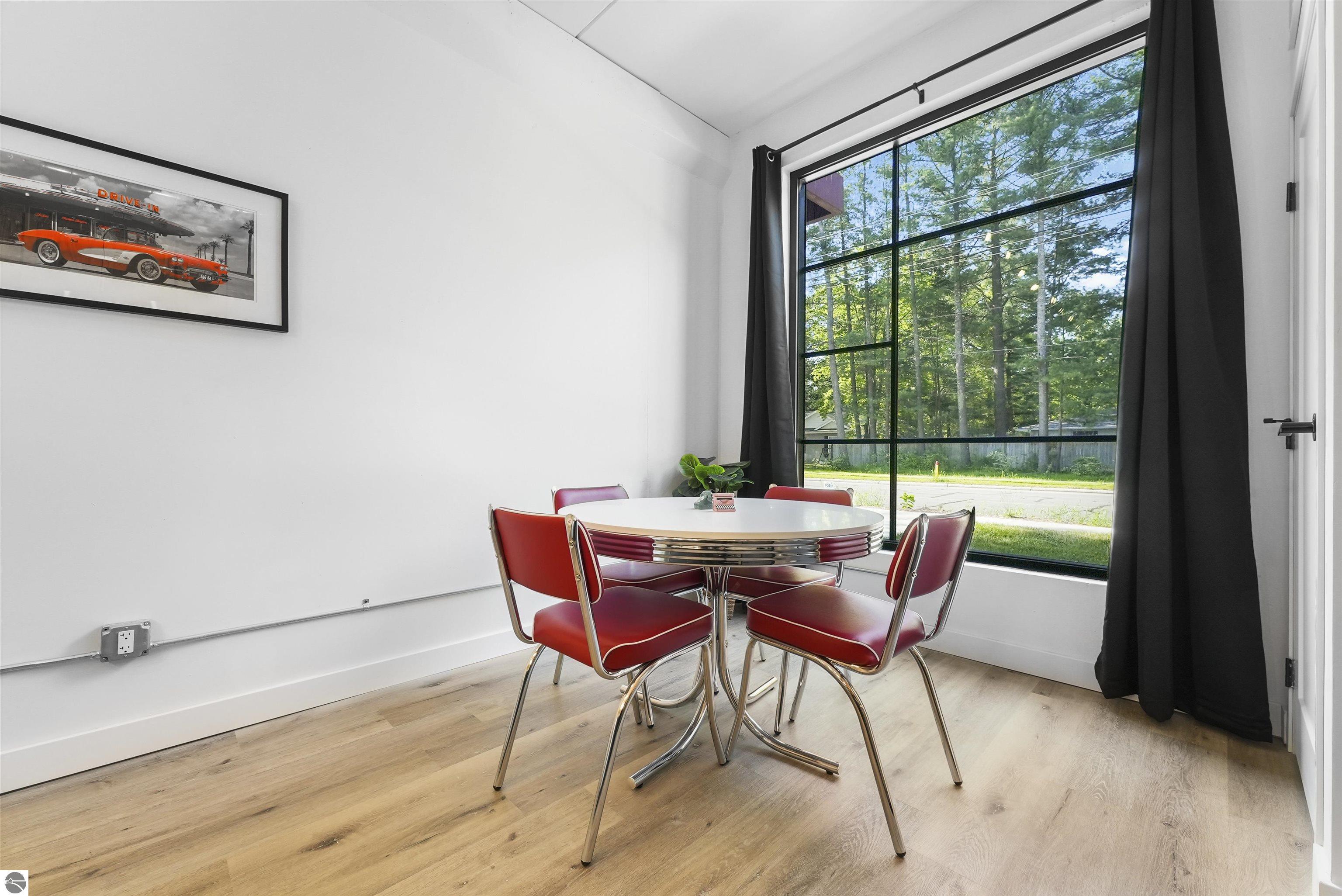 1825 #106 E Eighth Street # 106