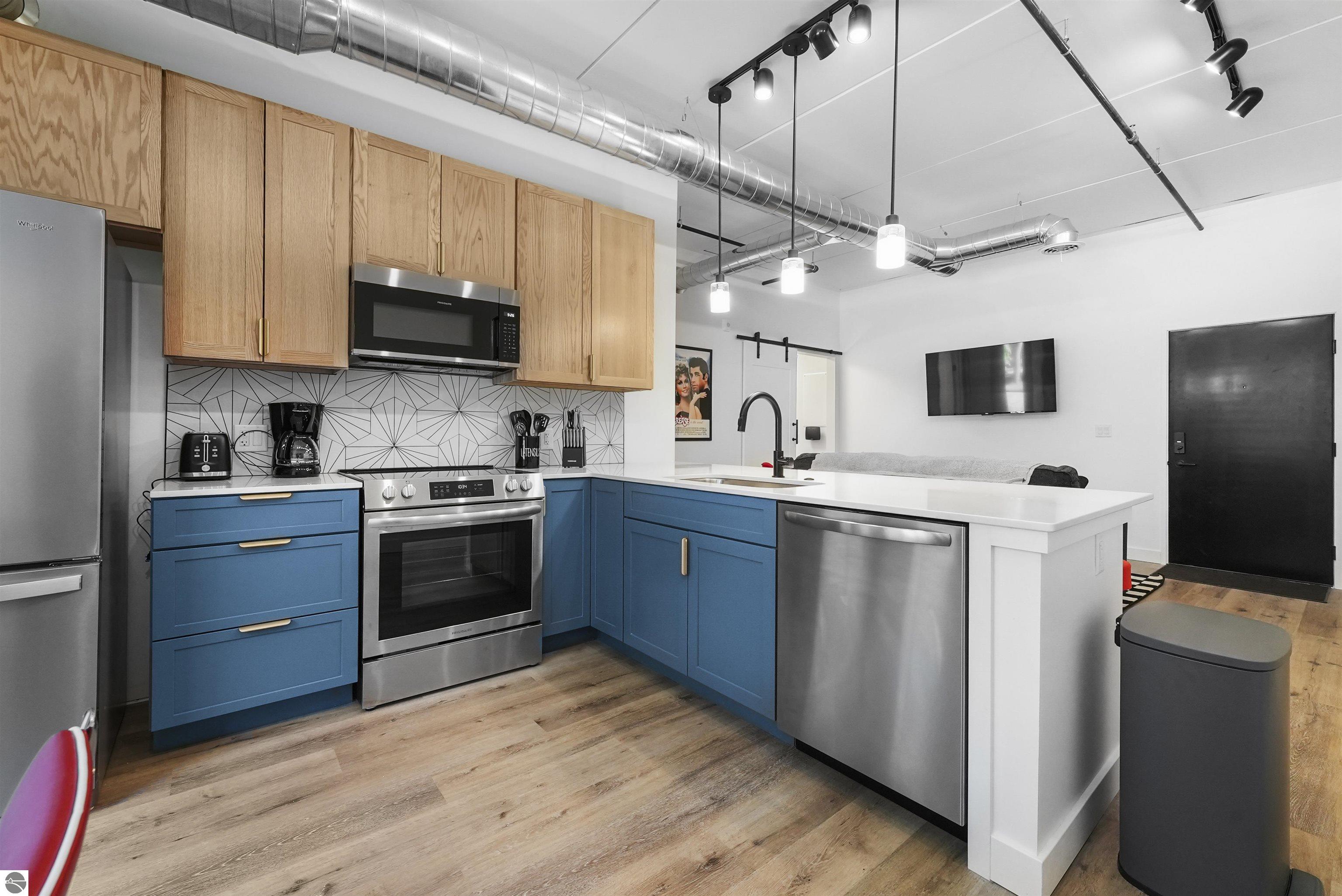 1825 #106 E Eighth Street # 106