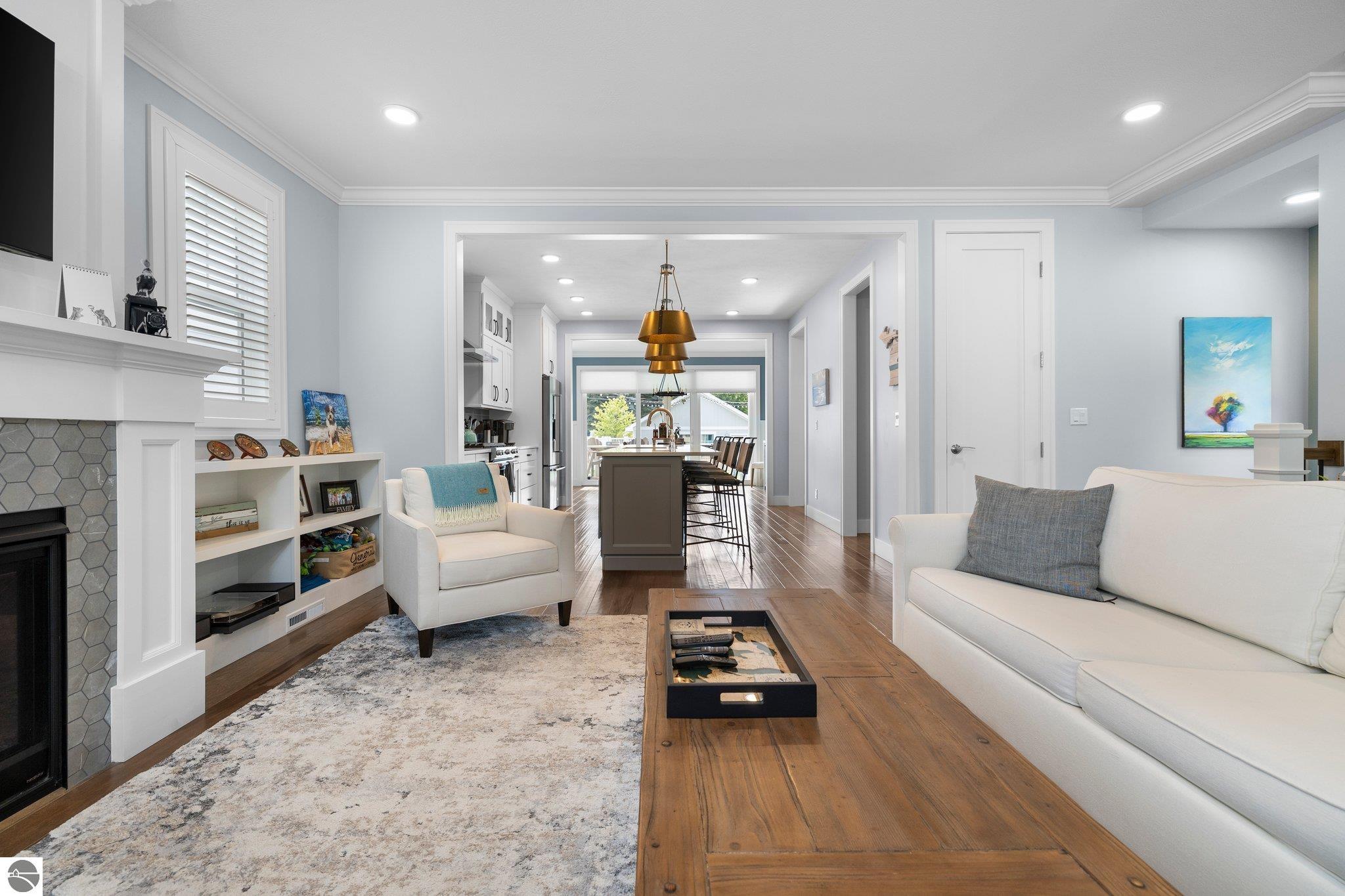 1320 S Union