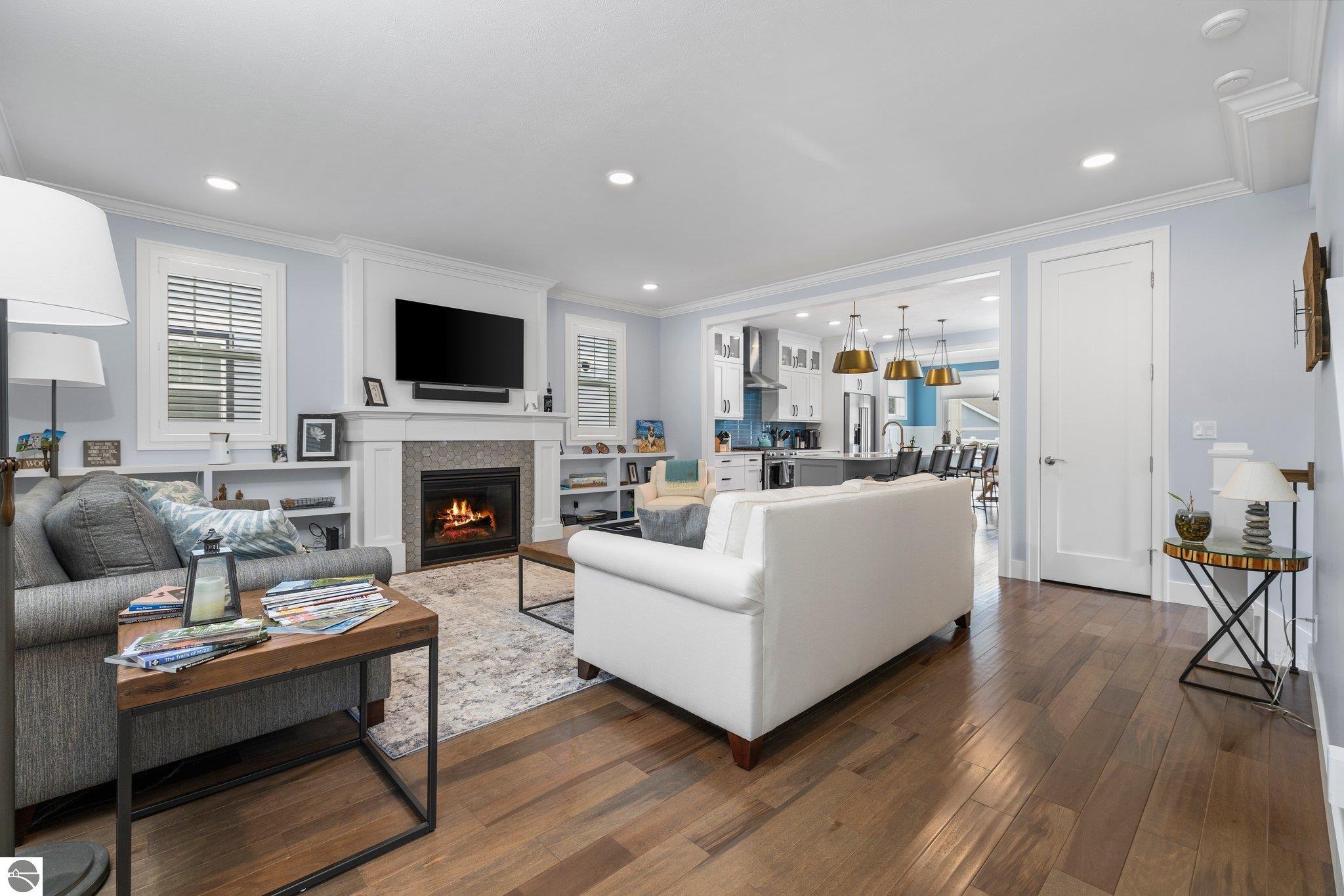 1320 S Union