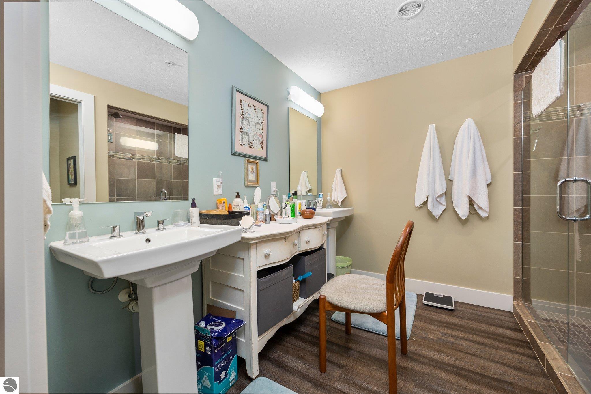 513 N Saint Marys Street # 4