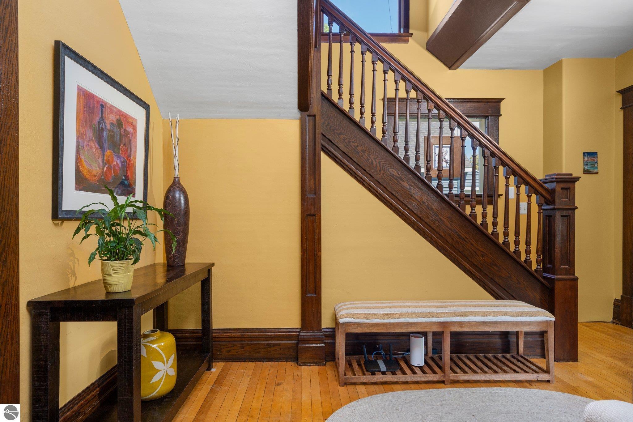 310 W Twelfth Street