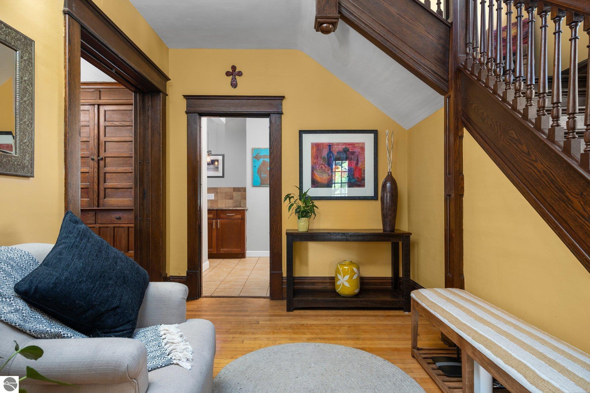 310 W Twelfth Street