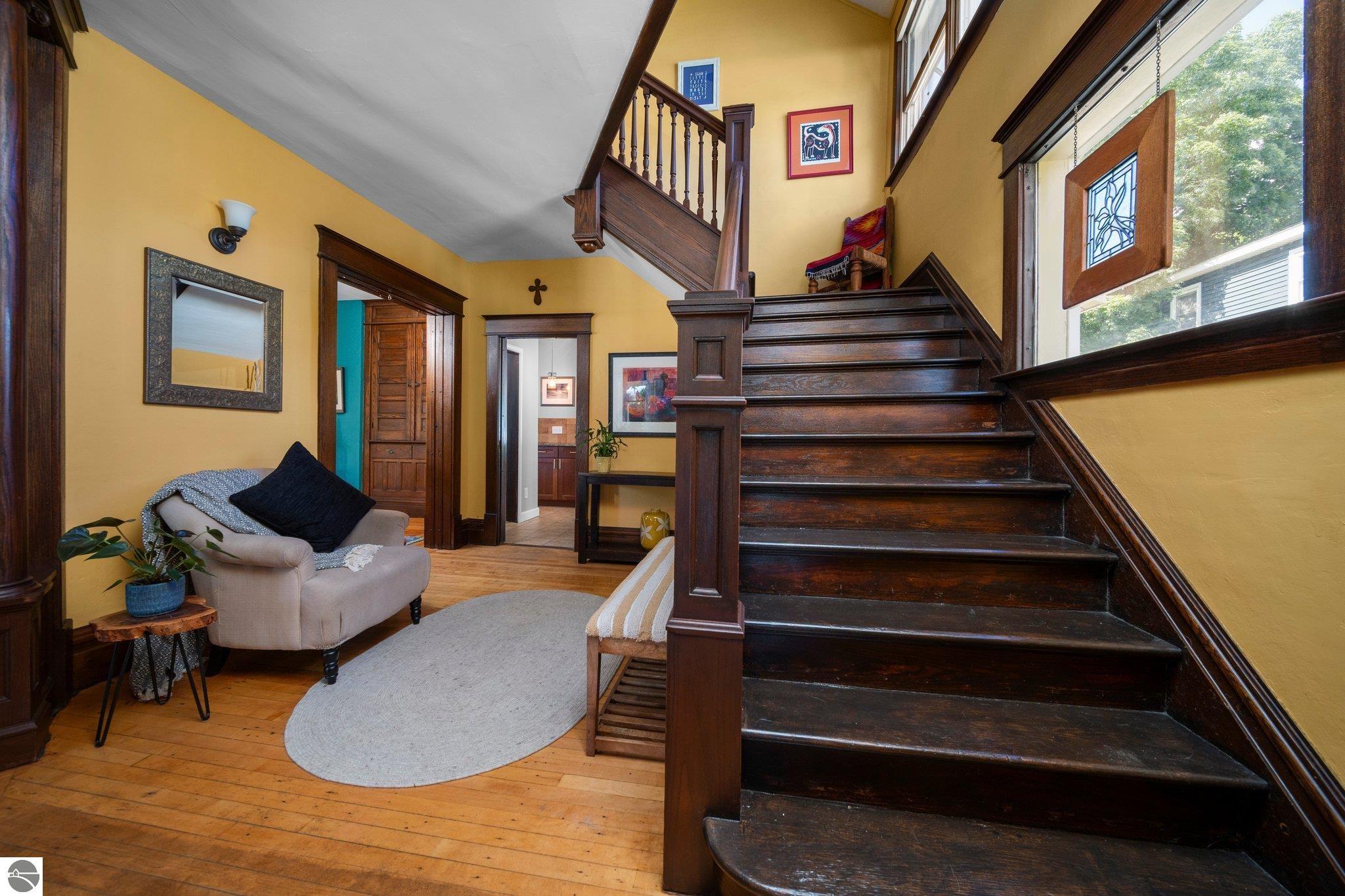310 W Twelfth Street